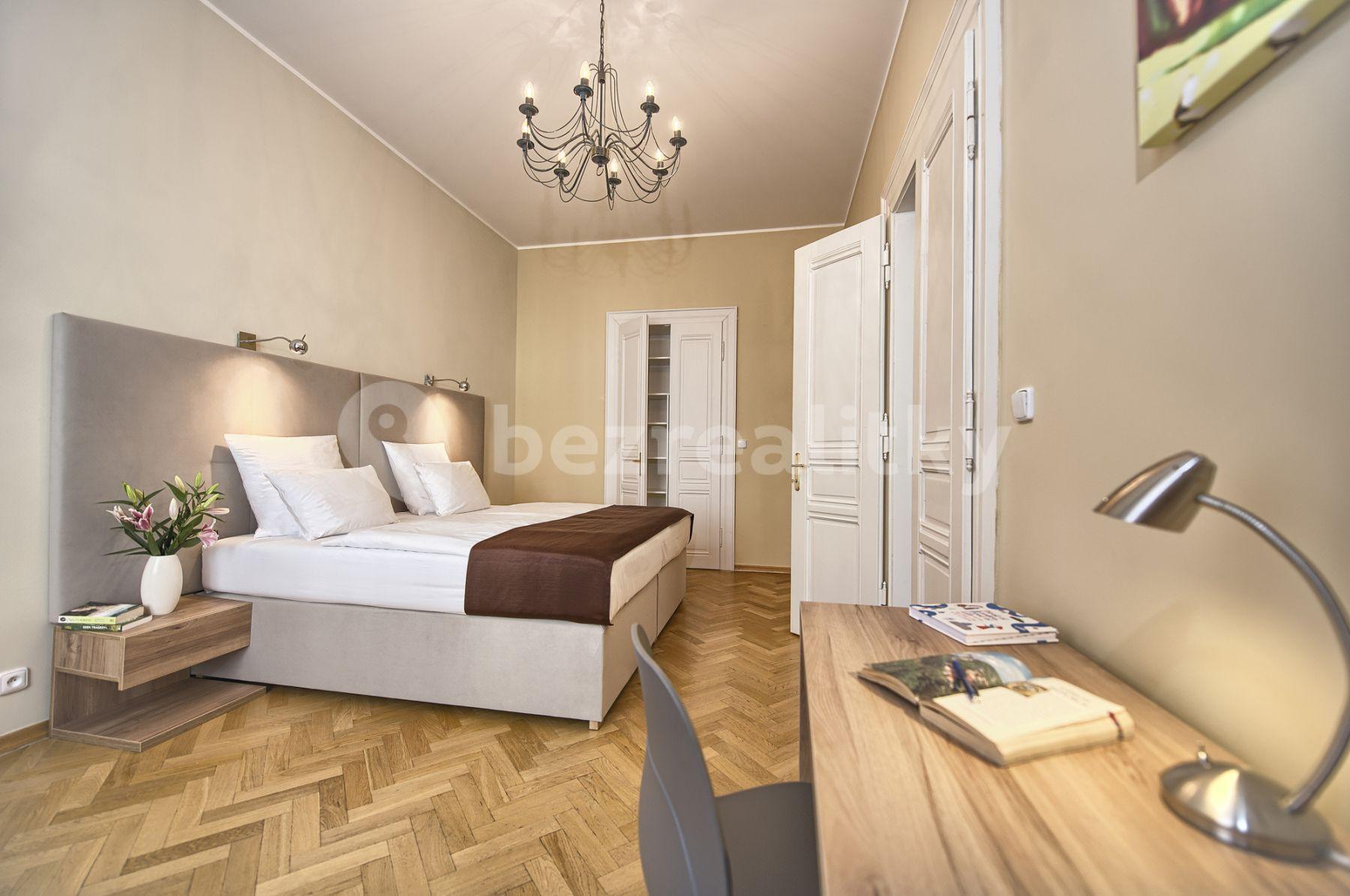 Prenájom bytu 4-izbový 111 m², Maiselova, Praha, Praha