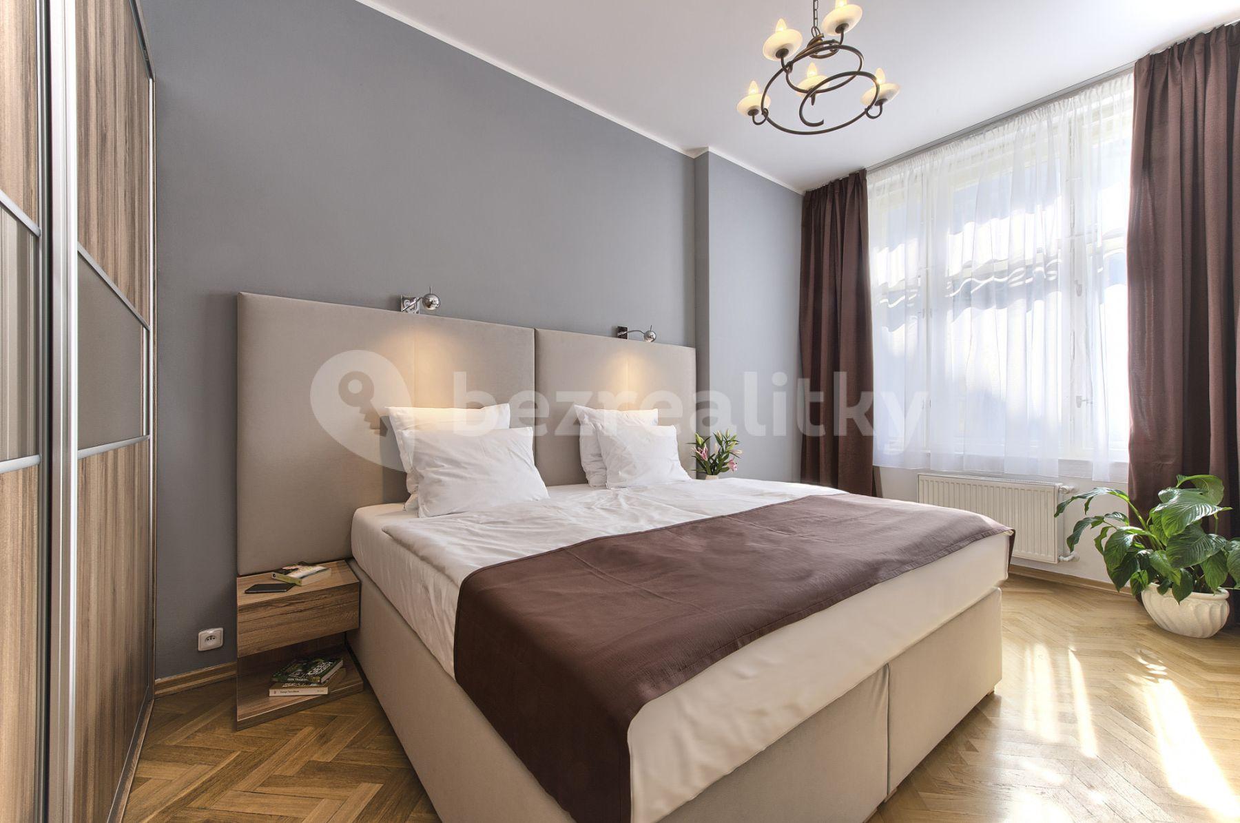 Prenájom bytu 4-izbový 111 m², Maiselova, Praha, Praha