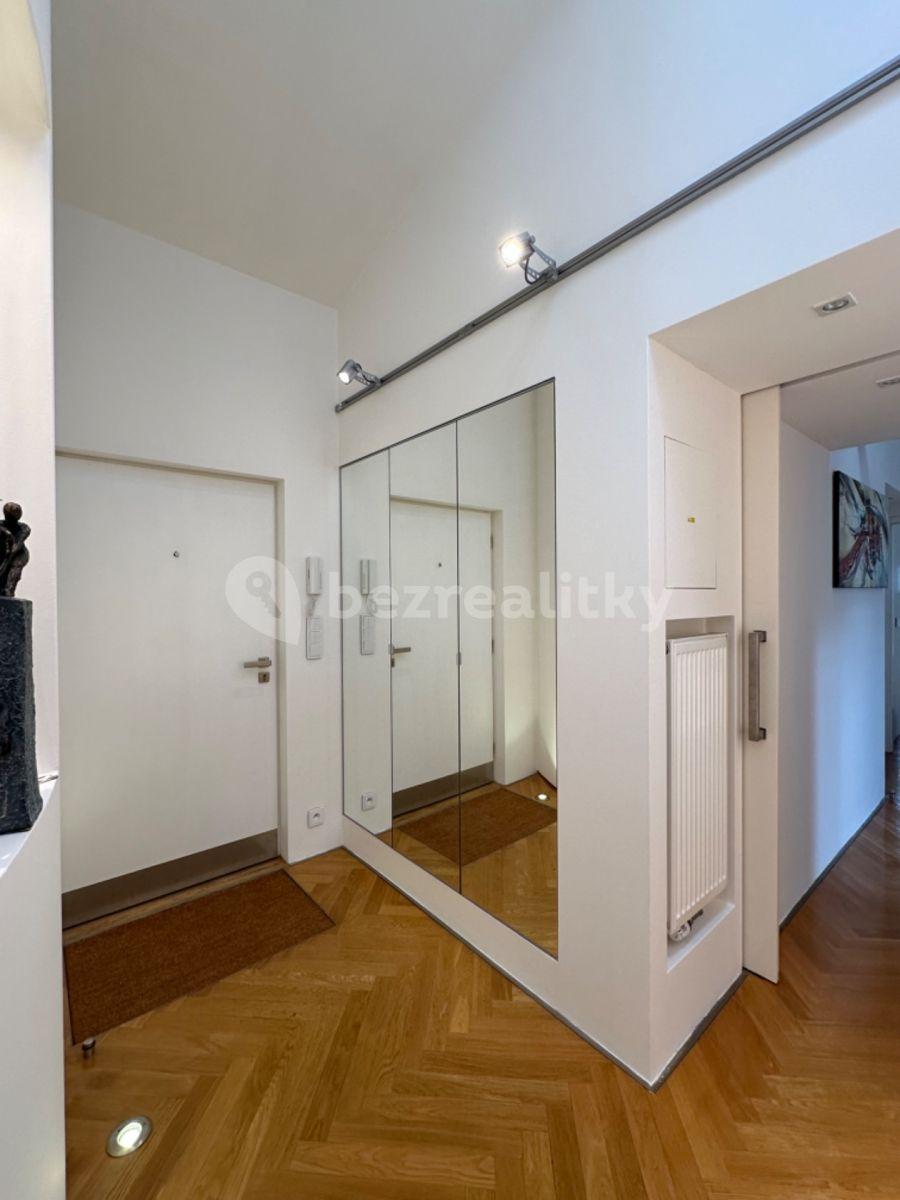 Predaj bytu 2-izbový 85 m², Na Celné, Praha, Praha