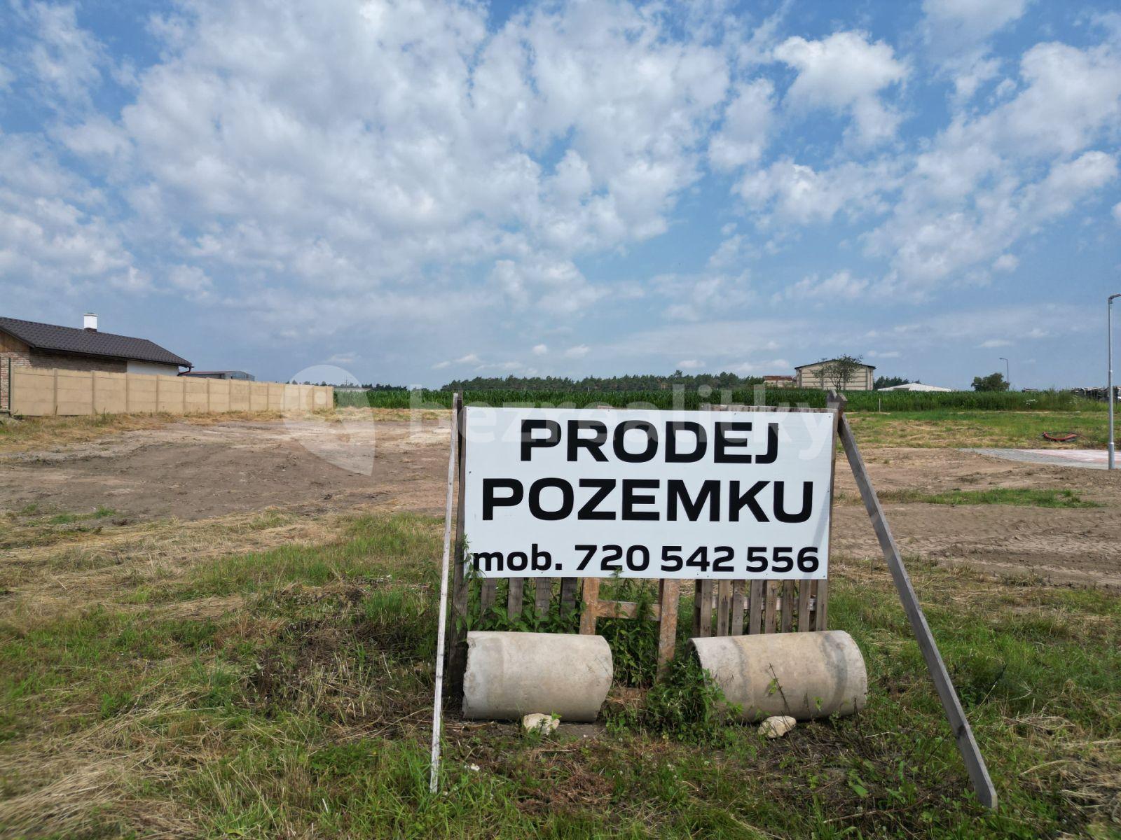 Predaj pozemku 1.051 m², Plužná, Středočeský kraj