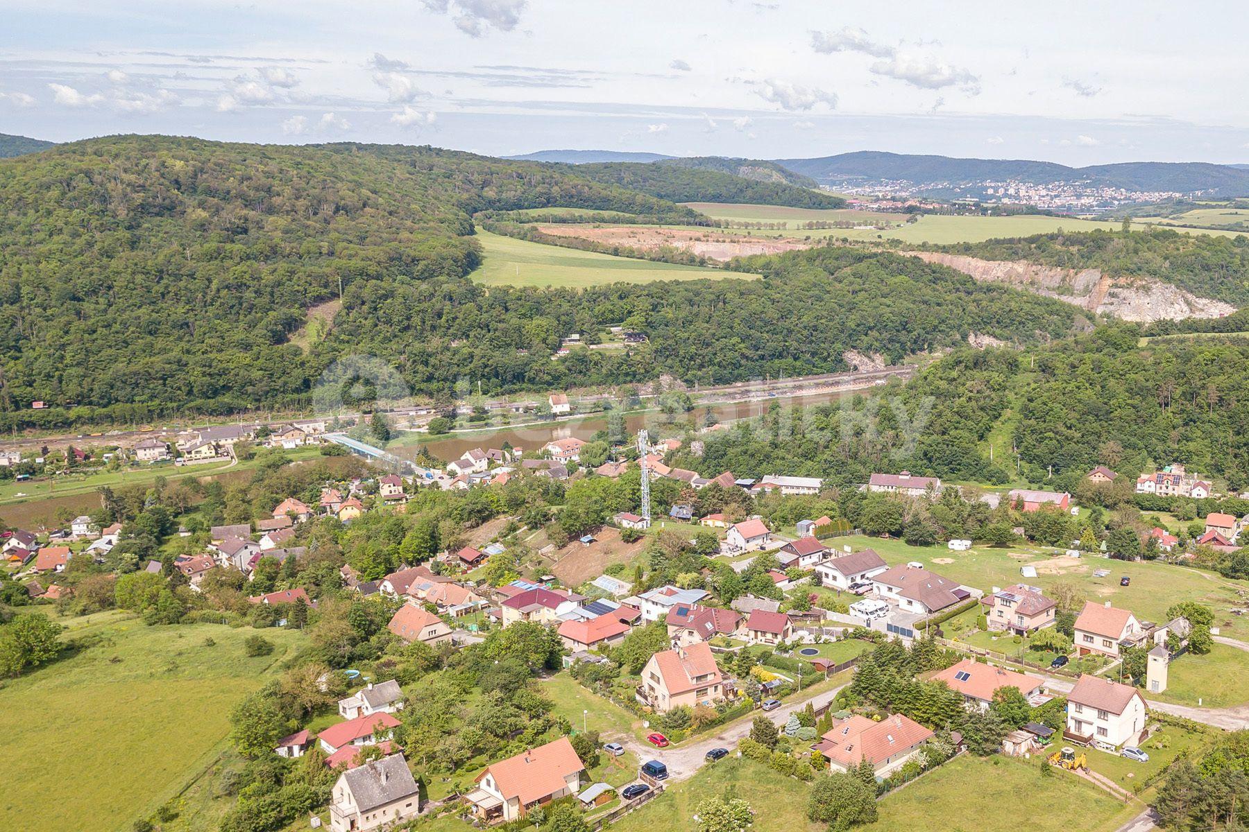 Predaj domu 247 m², pozemek 776 m², Srbsko, Srbsko, Středočeský kraj