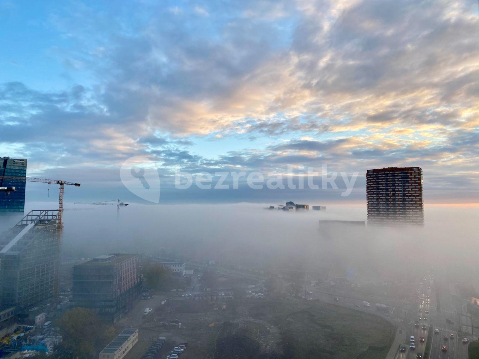 Predaj bytu 2-izbový 56 m², Landererova, Bratislava - mestská časť Staré Mesto, Bratislavský kraj