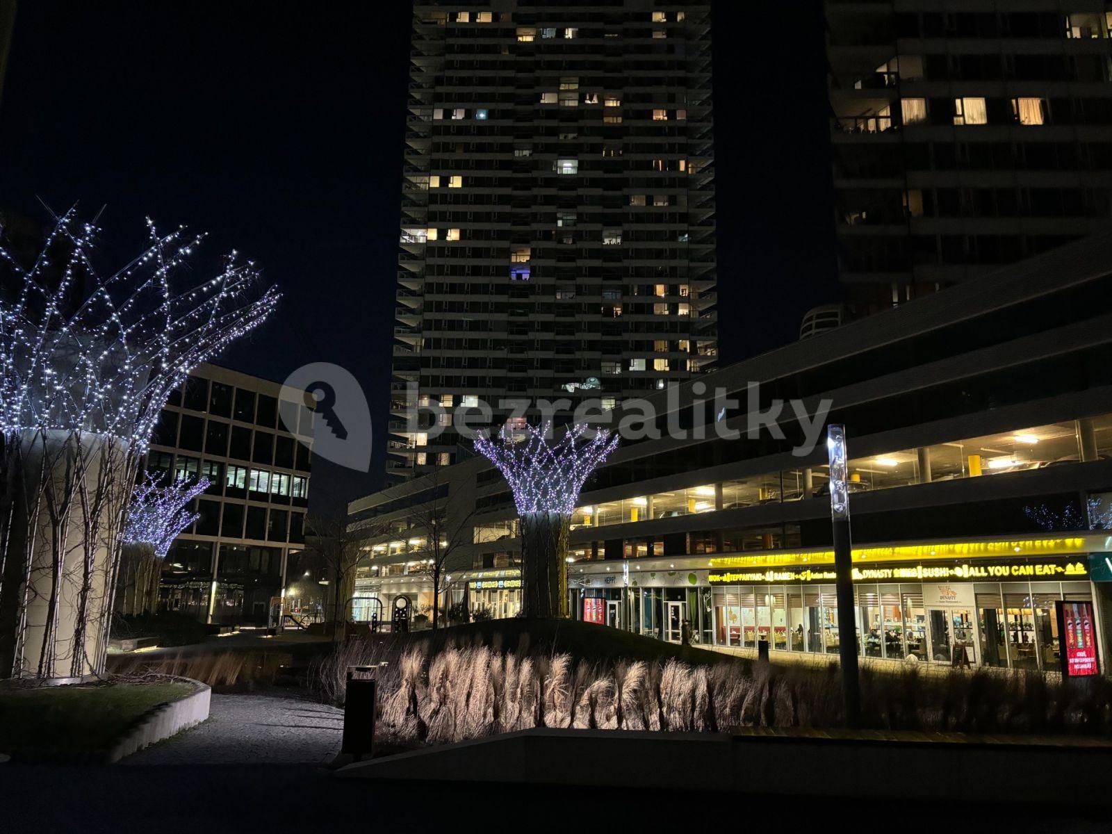 Predaj bytu 2-izbový 56 m², Landererova, Bratislava - mestská časť Staré Mesto, Bratislavský kraj