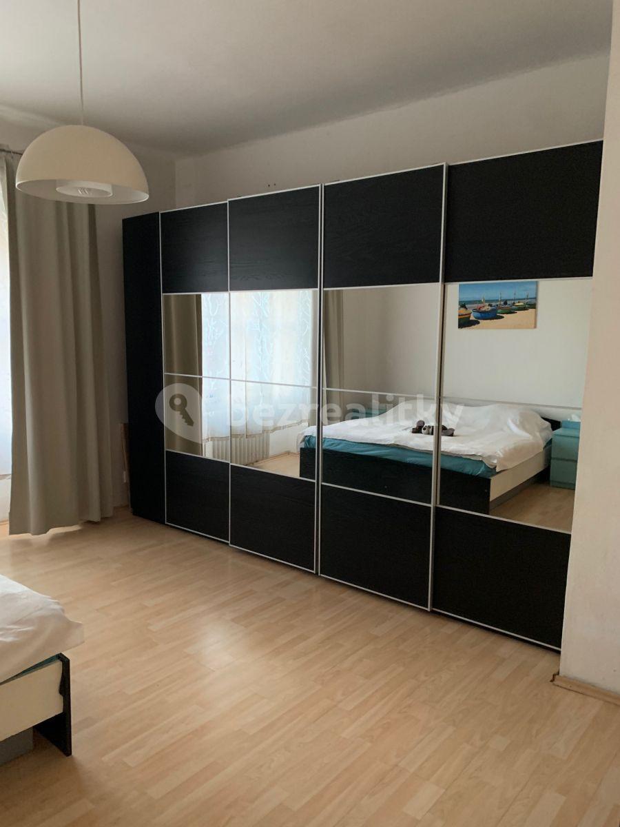 Prenájom bytu 2-izbový 52 m², U Křížku, Praha, Praha