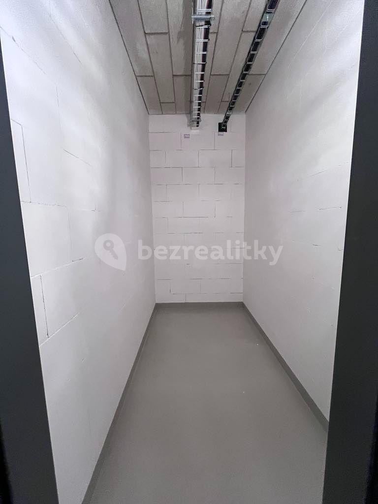 Prenájom bytu 1-izbový 30 m², Heřmanická, Praha, Praha