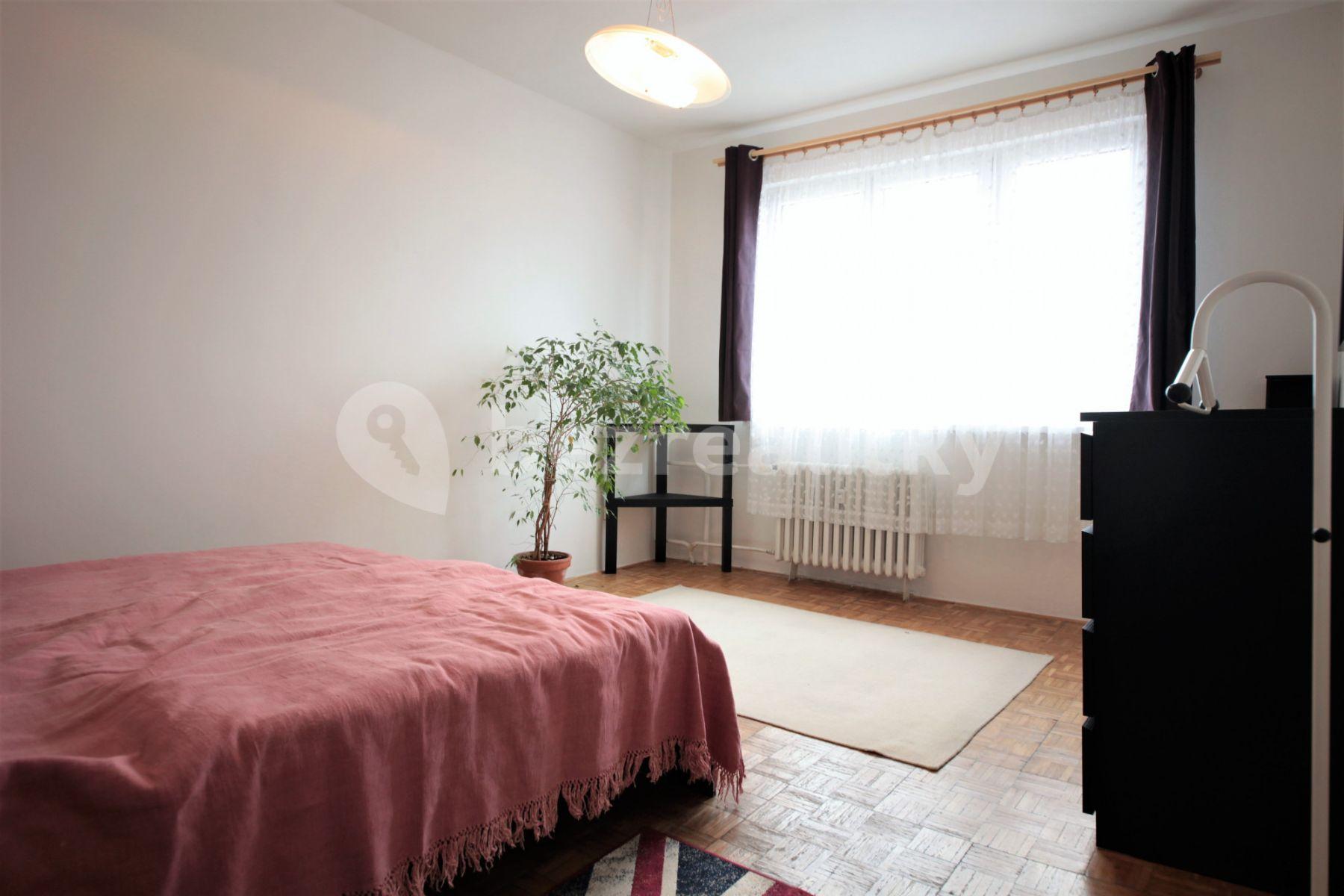 Prenájom bytu 2-izbový 53 m², Arabská, Praha, Praha