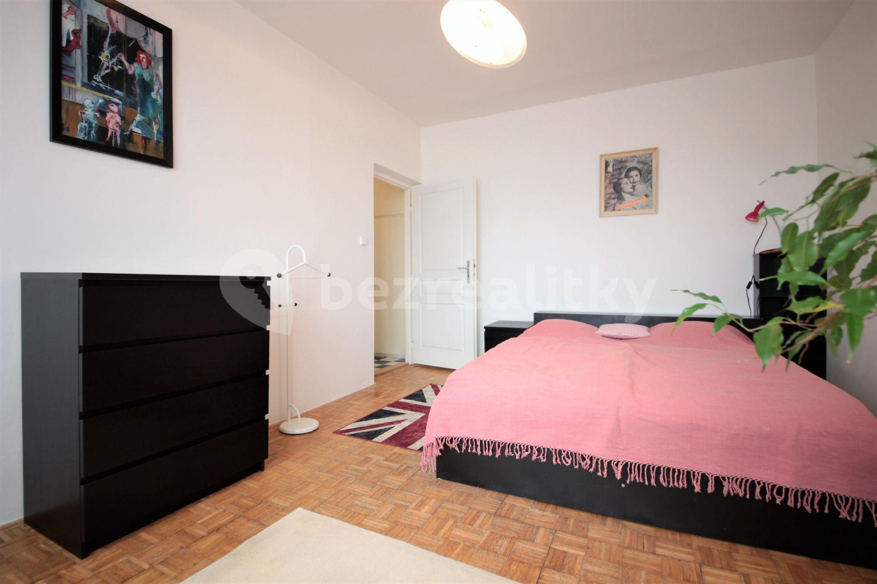 Prenájom bytu 2-izbový 53 m², Arabská, Praha, Praha