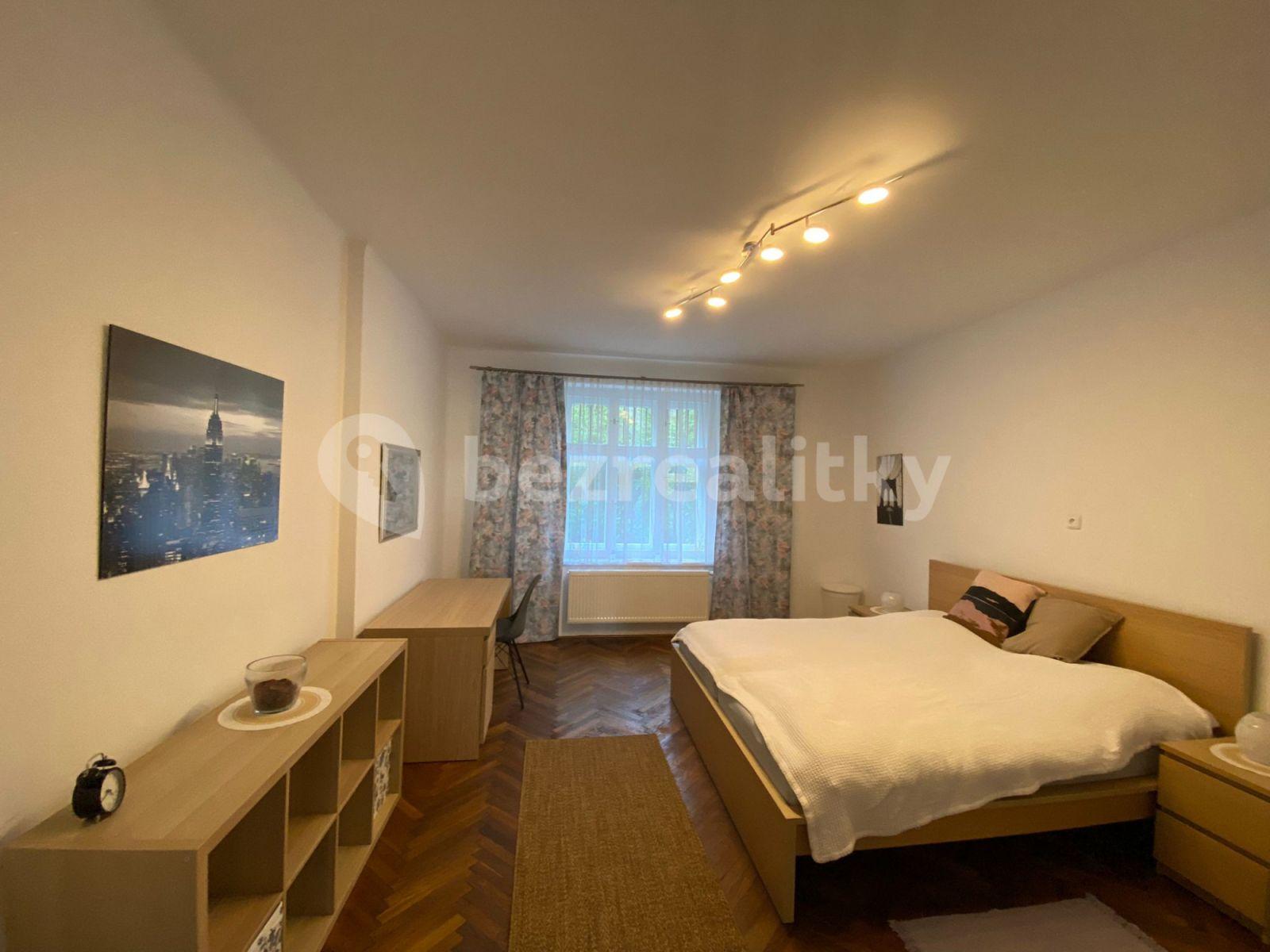 Prenájom bytu 4-izbový 102 m², Xaveriova, Praha, Praha