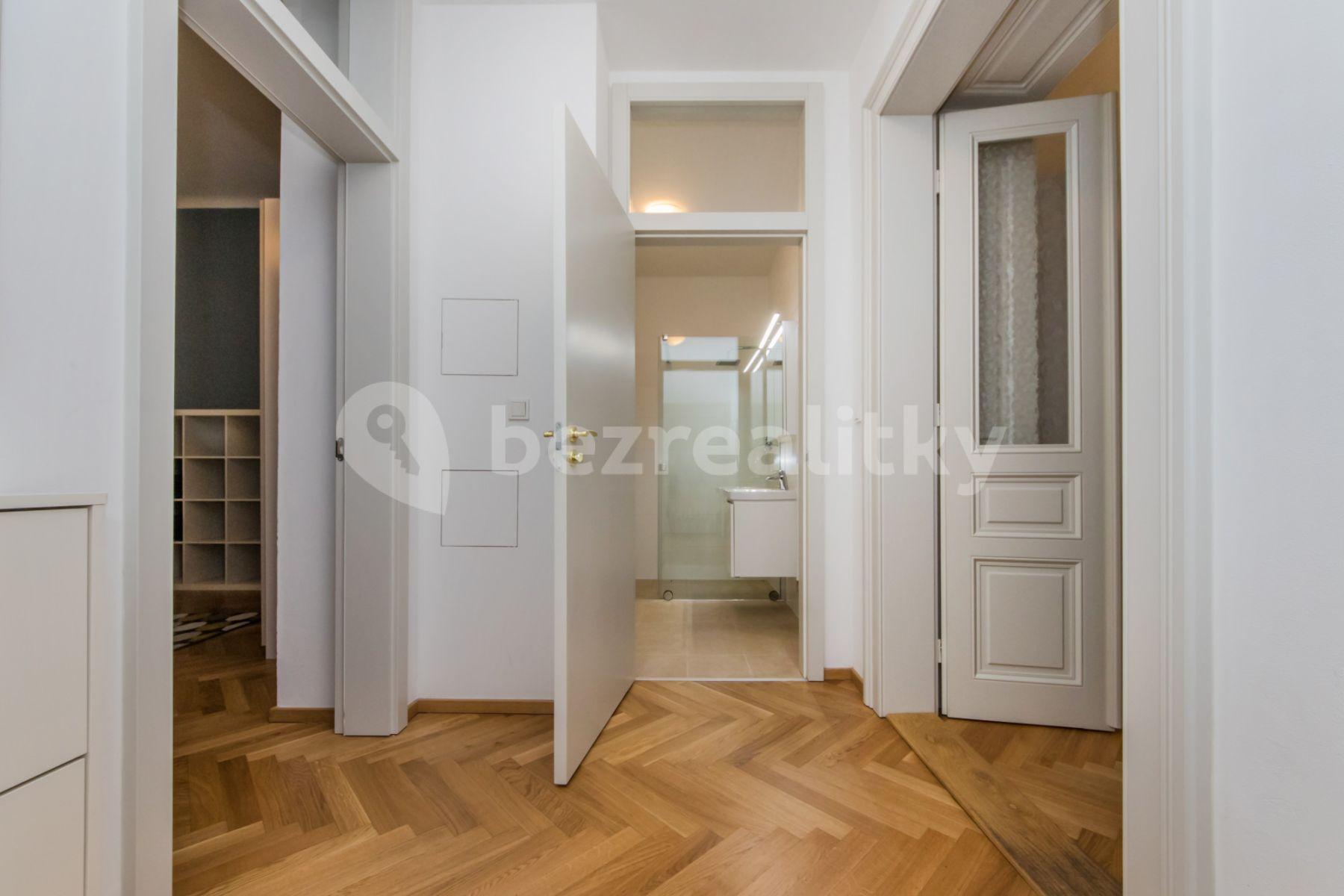 Prenájom bytu 2-izbový 61 m², Balbínova, Praha, Praha