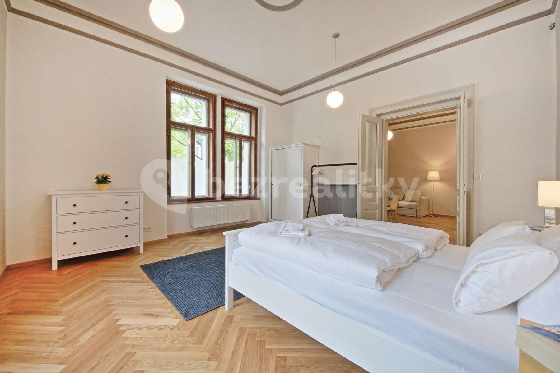 Prenájom bytu 2-izbový 68 m², Balbínova, Praha, Praha