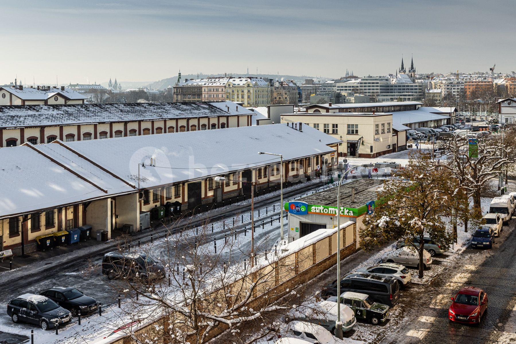 Prenájom bytu 2-izbový 45 m², Tusarova, Praha, Praha