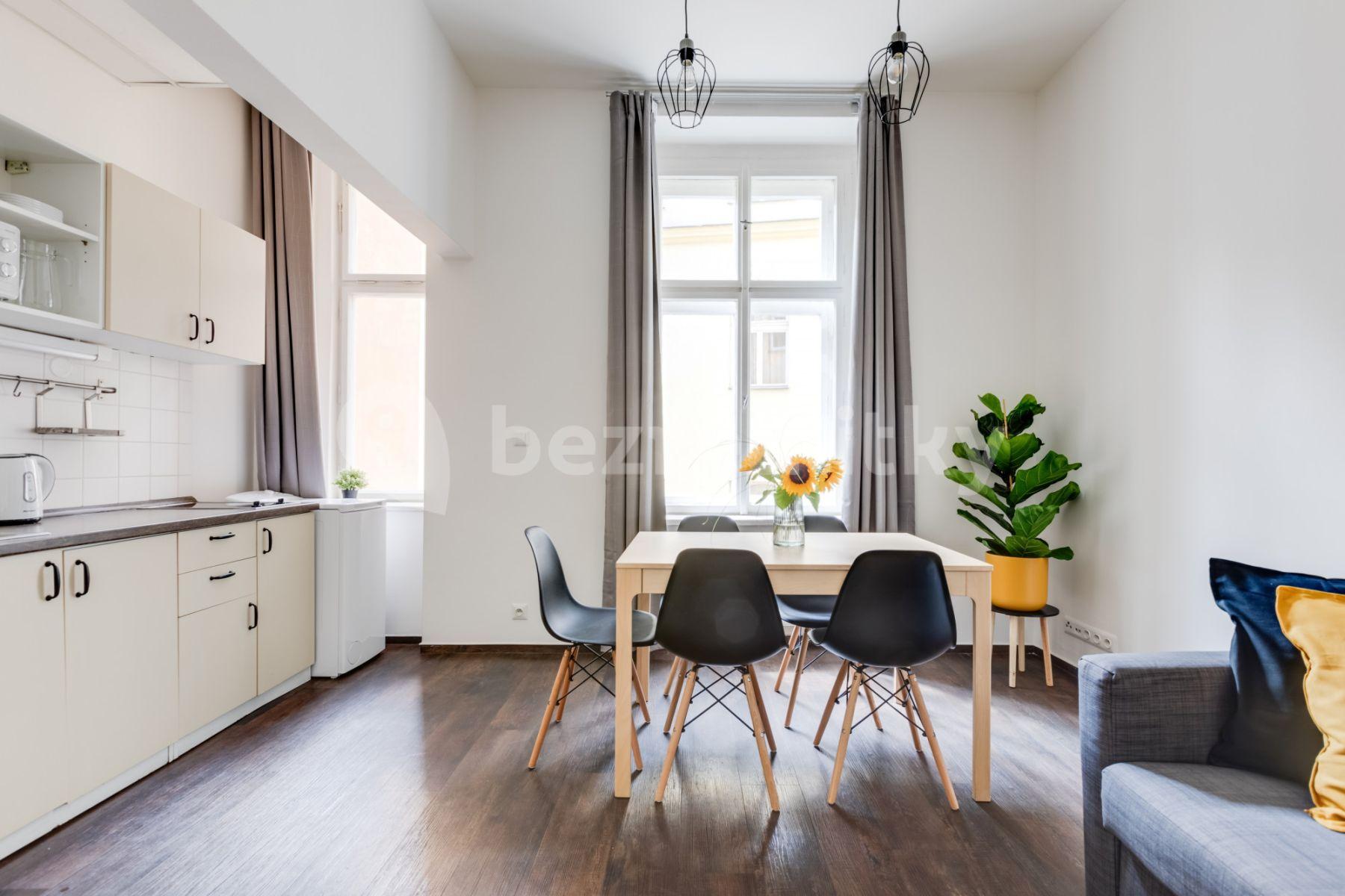 Prenájom bytu 1-izbový 55 m², Lublaňská, Praha, Praha