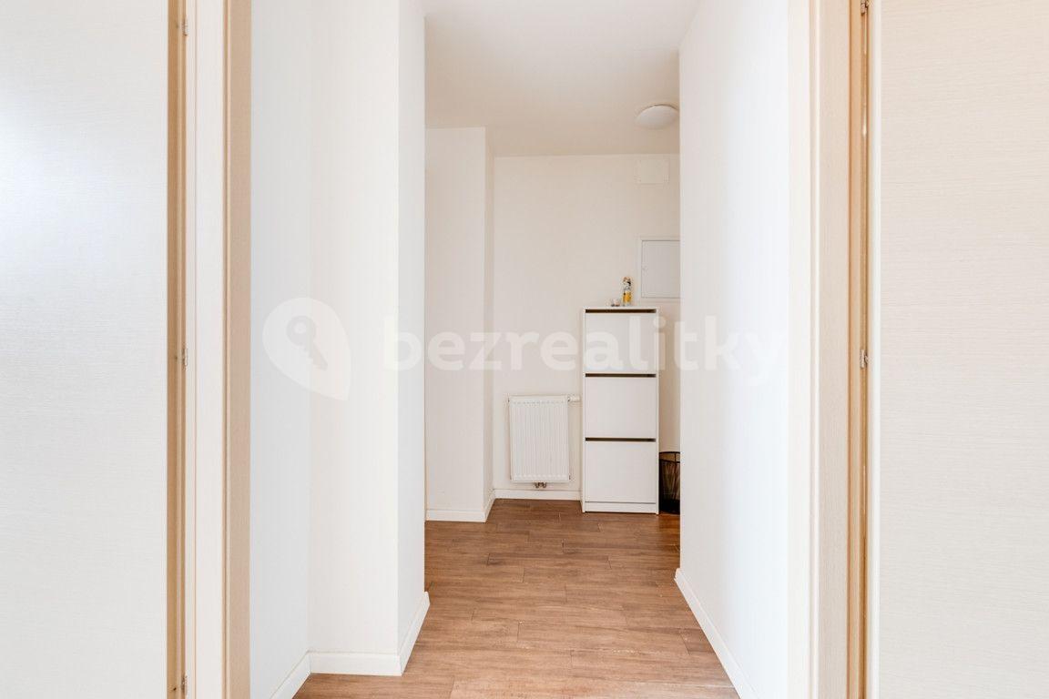 Prenájom bytu 2-izbový 55 m², Legerova, Praha, Praha