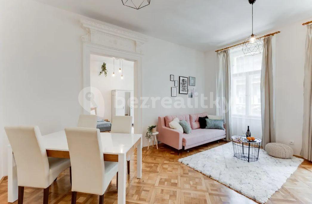 Prenájom bytu 2-izbový 85 m², Štěpánská, Praha, Praha