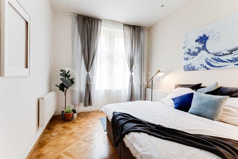 Prenájom bytu 2-izbový 85 m², Štěpánská, Praha, Praha