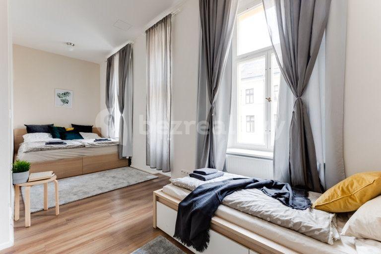 Prenájom bytu 2-izbový 85 m², Štěpánská, Praha, Praha