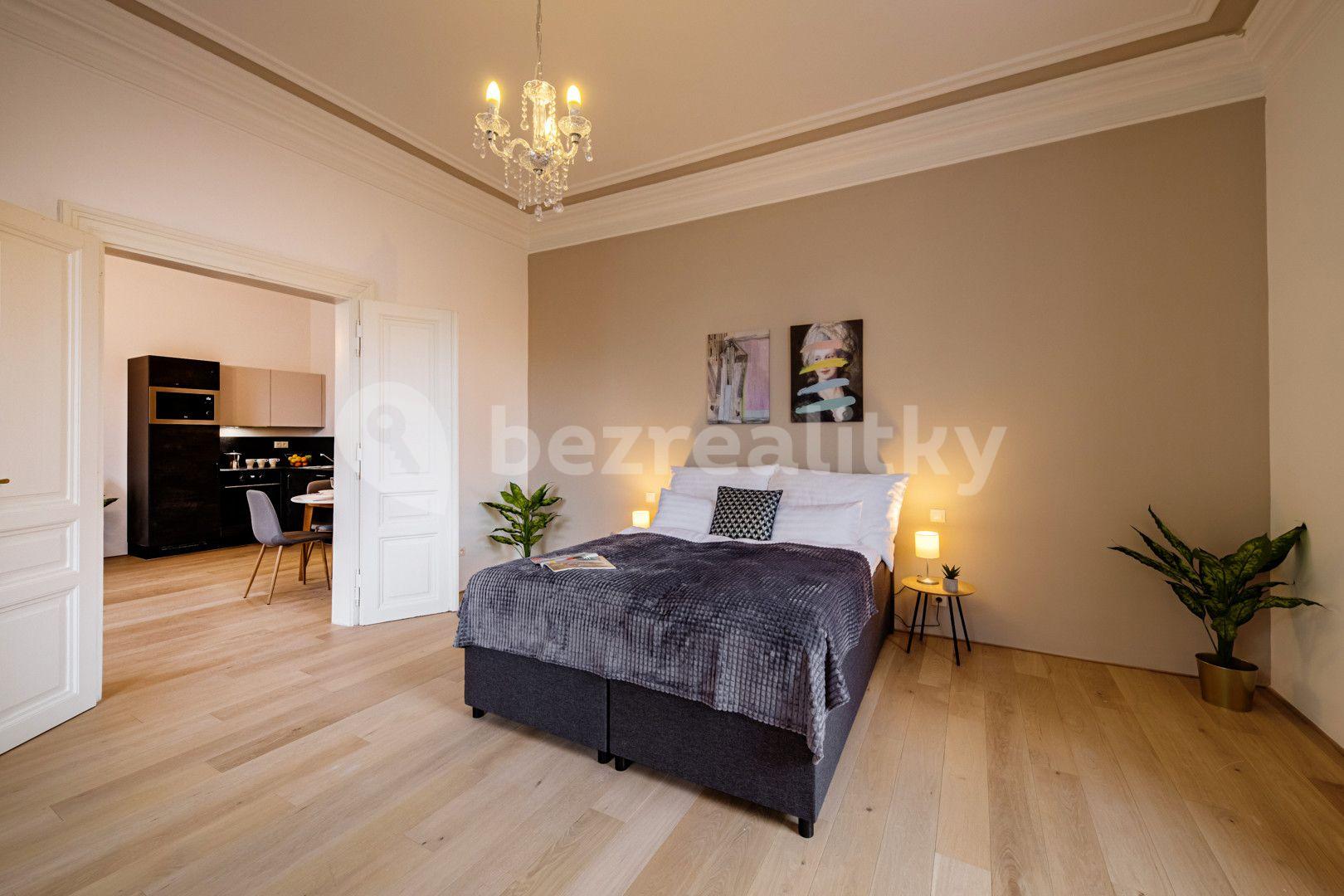 Prenájom bytu 3-izbový 74 m², Kaizlovy sady, Praha, Praha