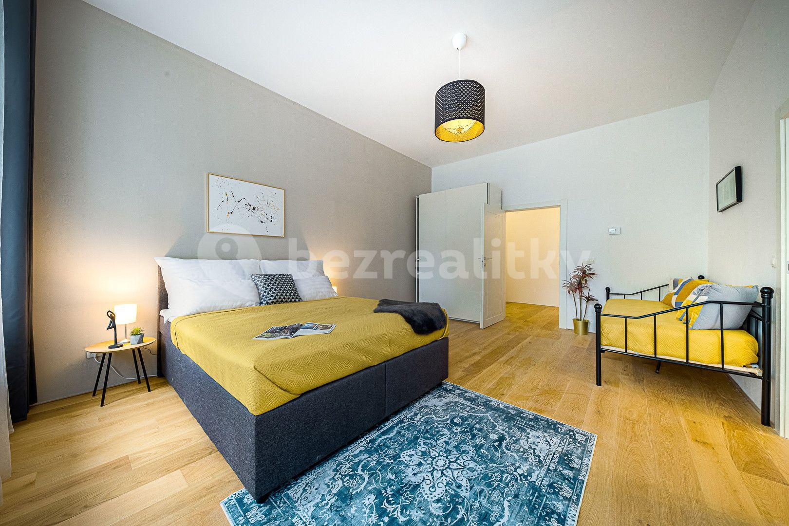 Prenájom bytu 3-izbový 91 m², Kaizlovy sady, Praha, Praha