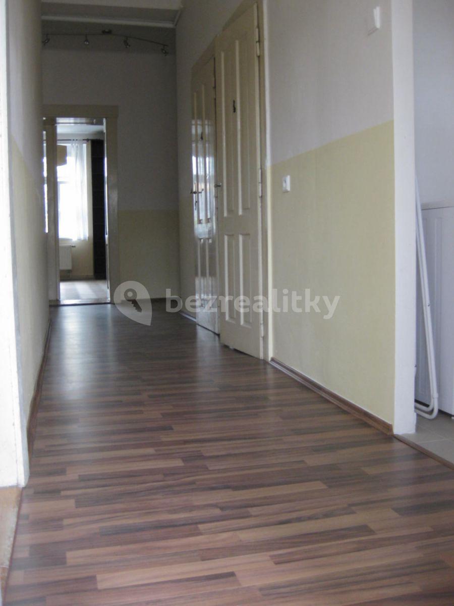 Prenájom bytu 4-izbový 145 m², Tylova, Písek, Jihočeský kraj