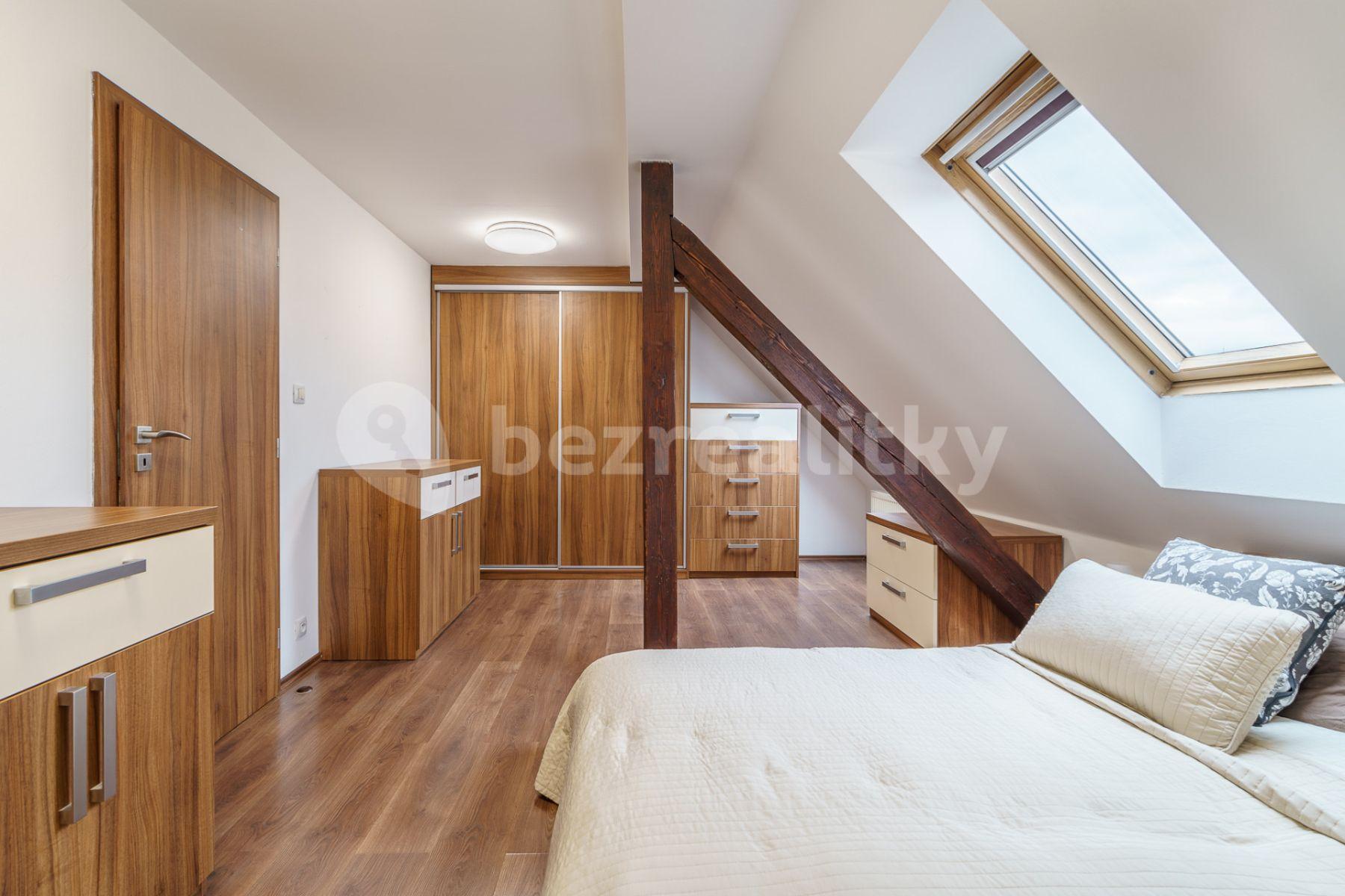 Predaj bytu 3-izbový 52 m², Borová, Karlovy Vary, Karlovarský kraj