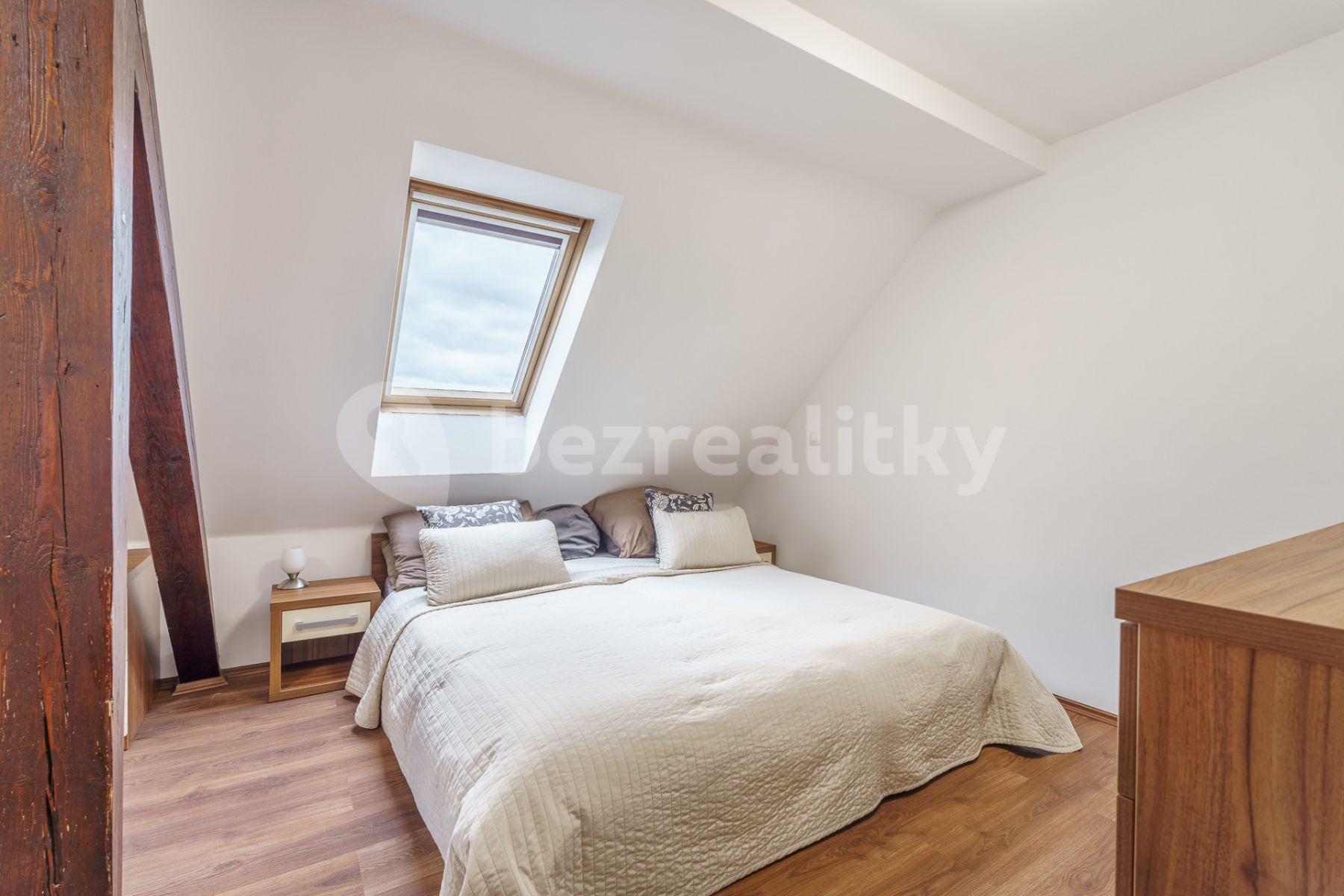 Predaj bytu 3-izbový 52 m², Borová, Karlovy Vary, Karlovarský kraj