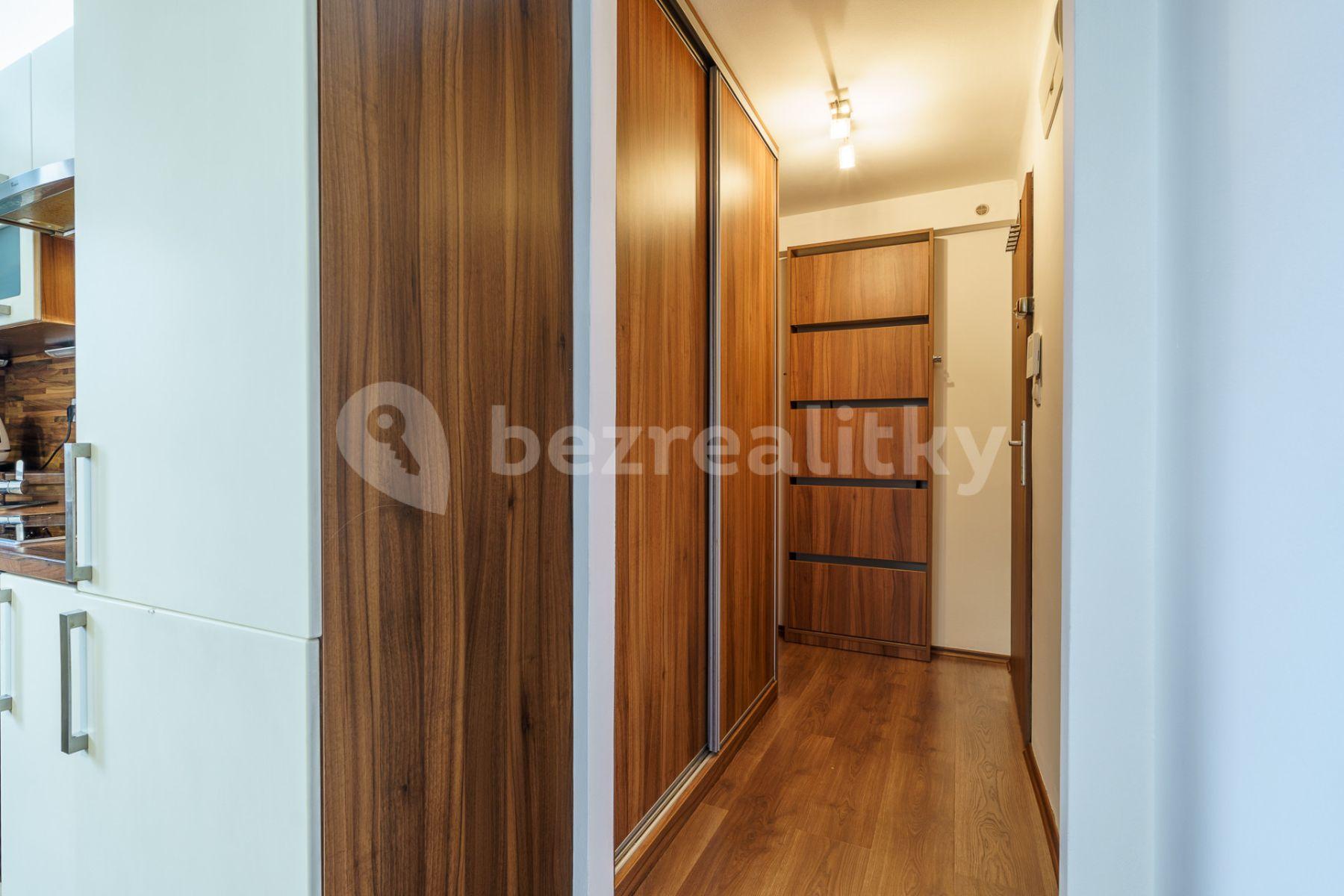 Predaj bytu 3-izbový 52 m², Borová, Karlovy Vary, Karlovarský kraj