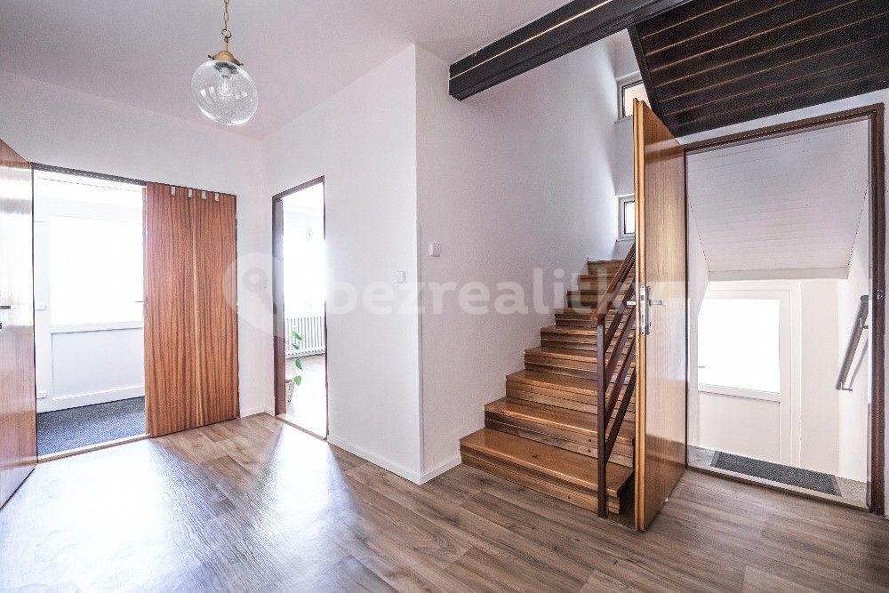 Predaj domu 173 m², pozemek 1.023 m², Hluboké Mašůvky, Jihomoravský kraj