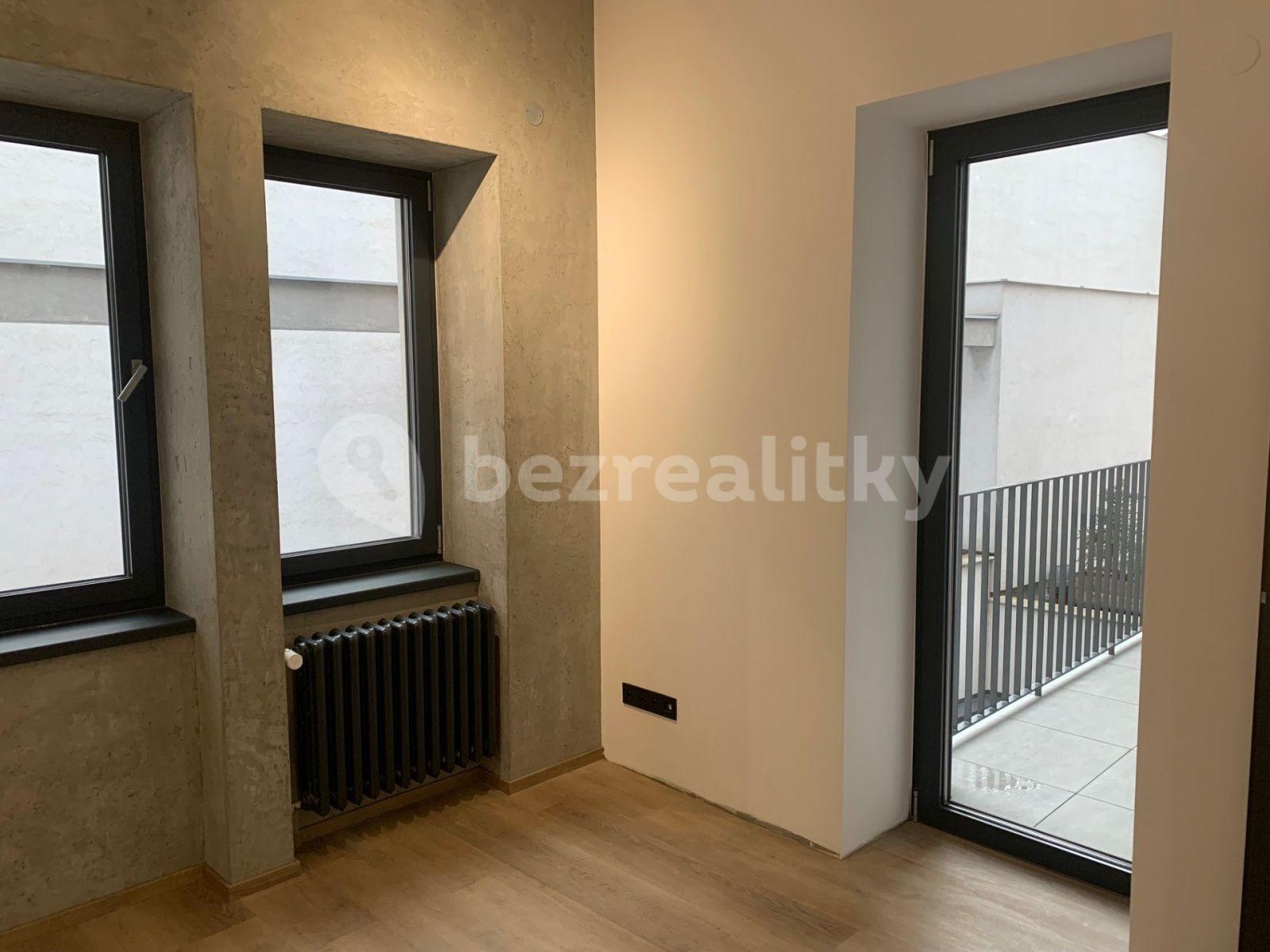 Prenájom bytu 2-izbový 63 m², Rašínova, Zlín, Zlínský kraj