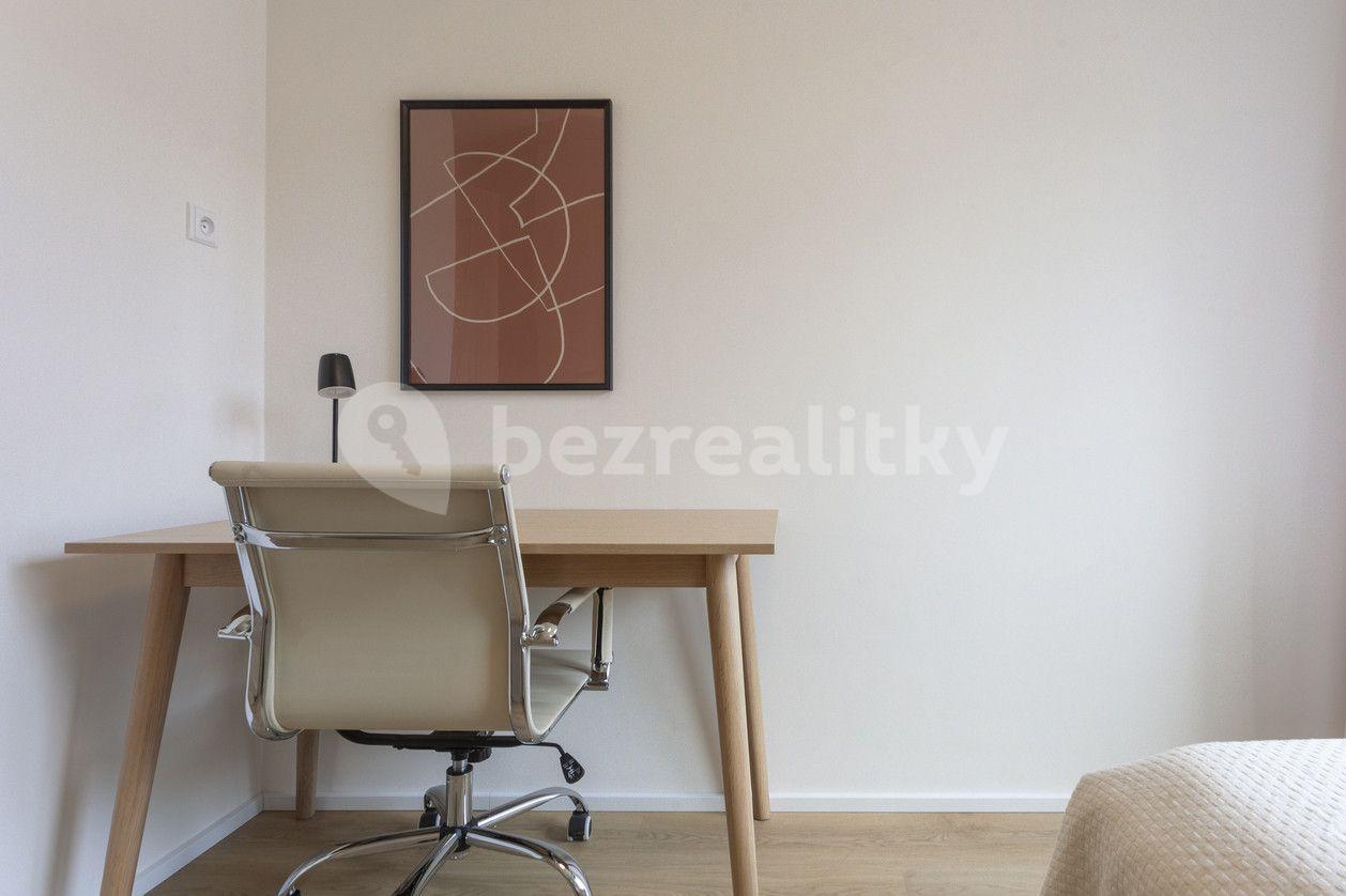 Prenájom bytu 3-izbový 64 m², Vrbenského, Praha, Praha