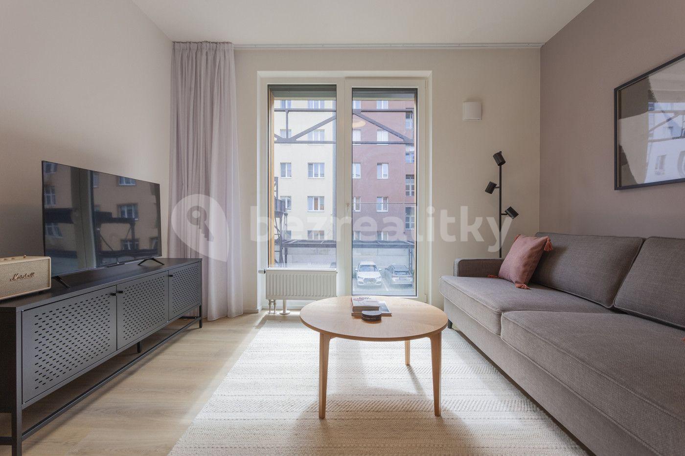 Prenájom bytu 3-izbový 64 m², Vrbenského, Praha, Praha