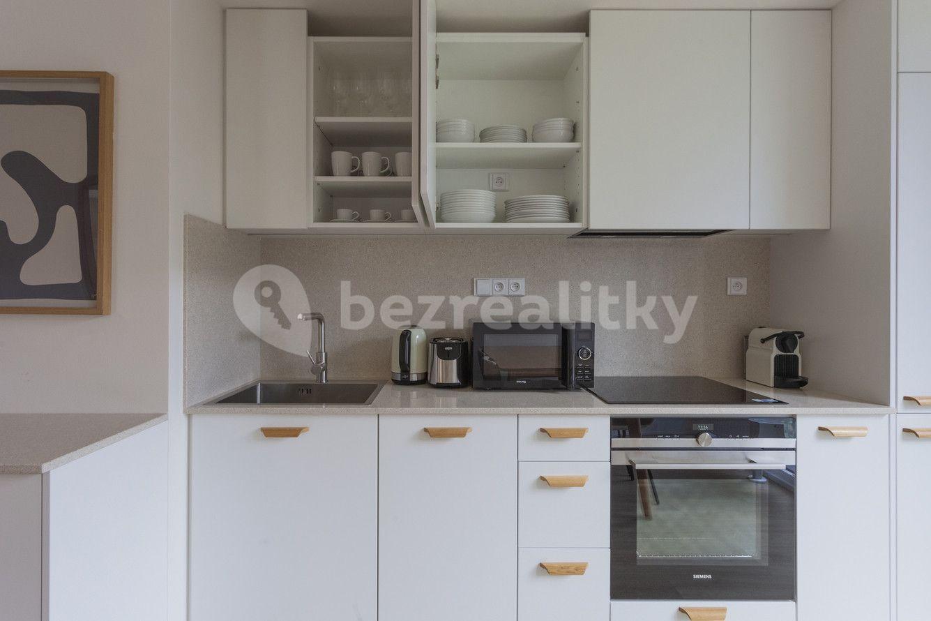 Prenájom bytu 3-izbový 64 m², Vrbenského, Praha, Praha