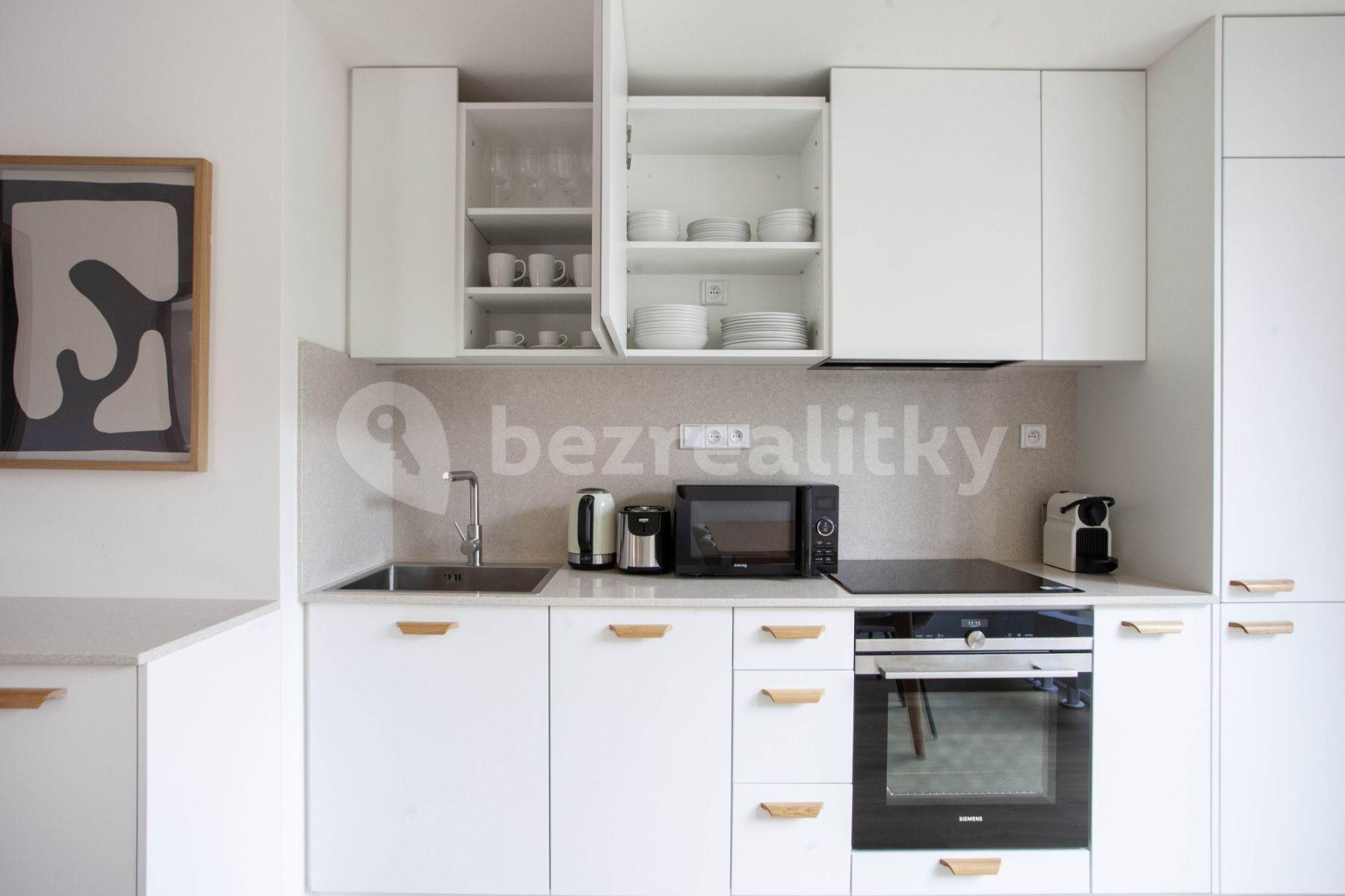 Prenájom bytu 3-izbový 64 m², Vrbenského, Praha, Praha