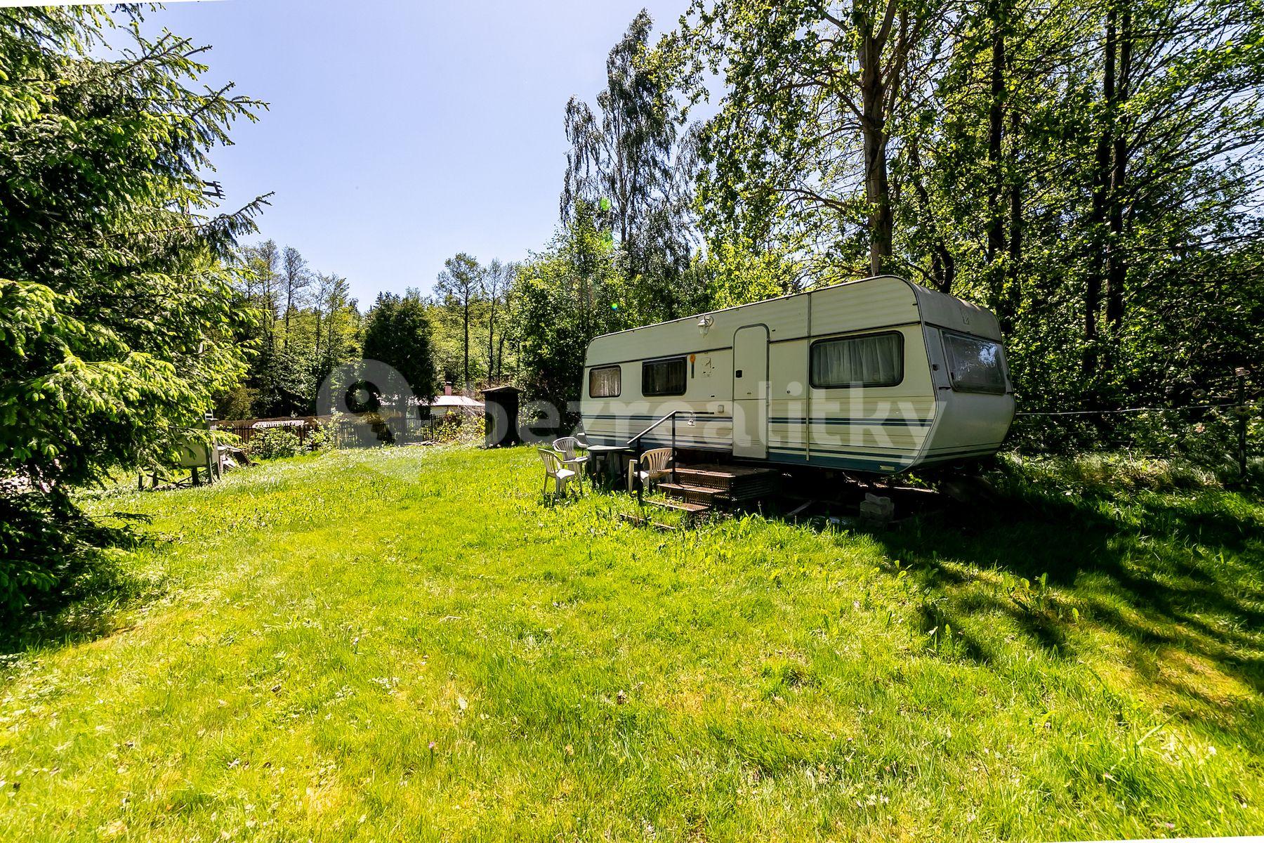 Predaj pozemku 688 m², Hutě pod Třemšínem, Rožmitál pod Třemšínem, Středočeský kraj