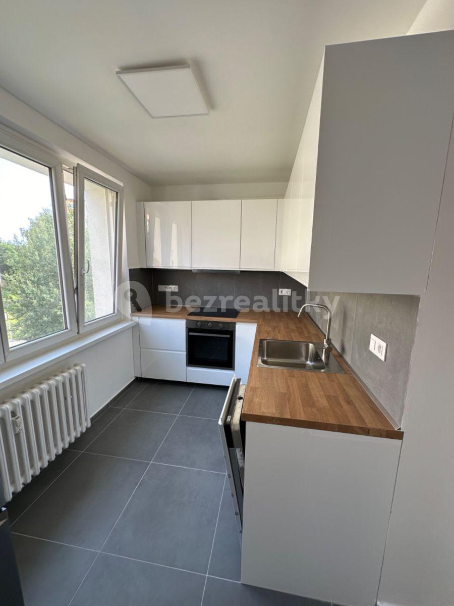 Prenájom bytu 2-izbový 65 m², Buchenwaldská, Karlovy Vary, Karlovarský kraj