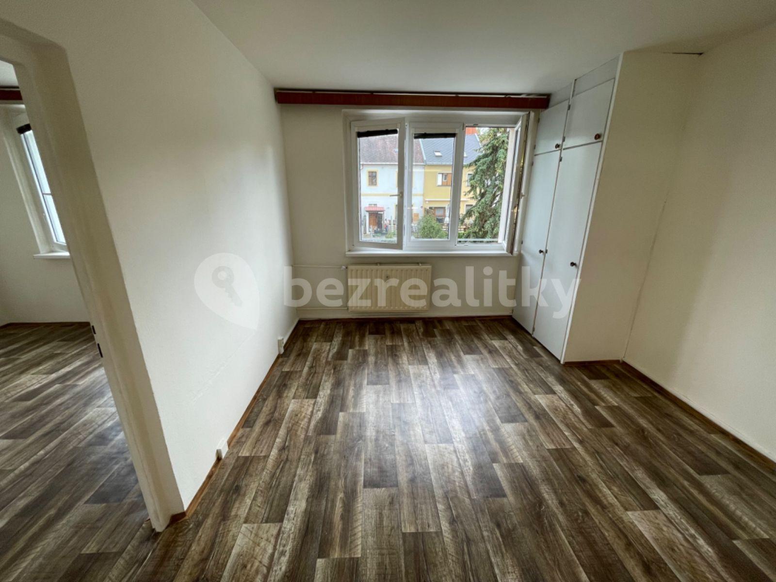 Prenájom bytu 1-izbový 35 m², Koželužská, Kadaň, Ústecký kraj