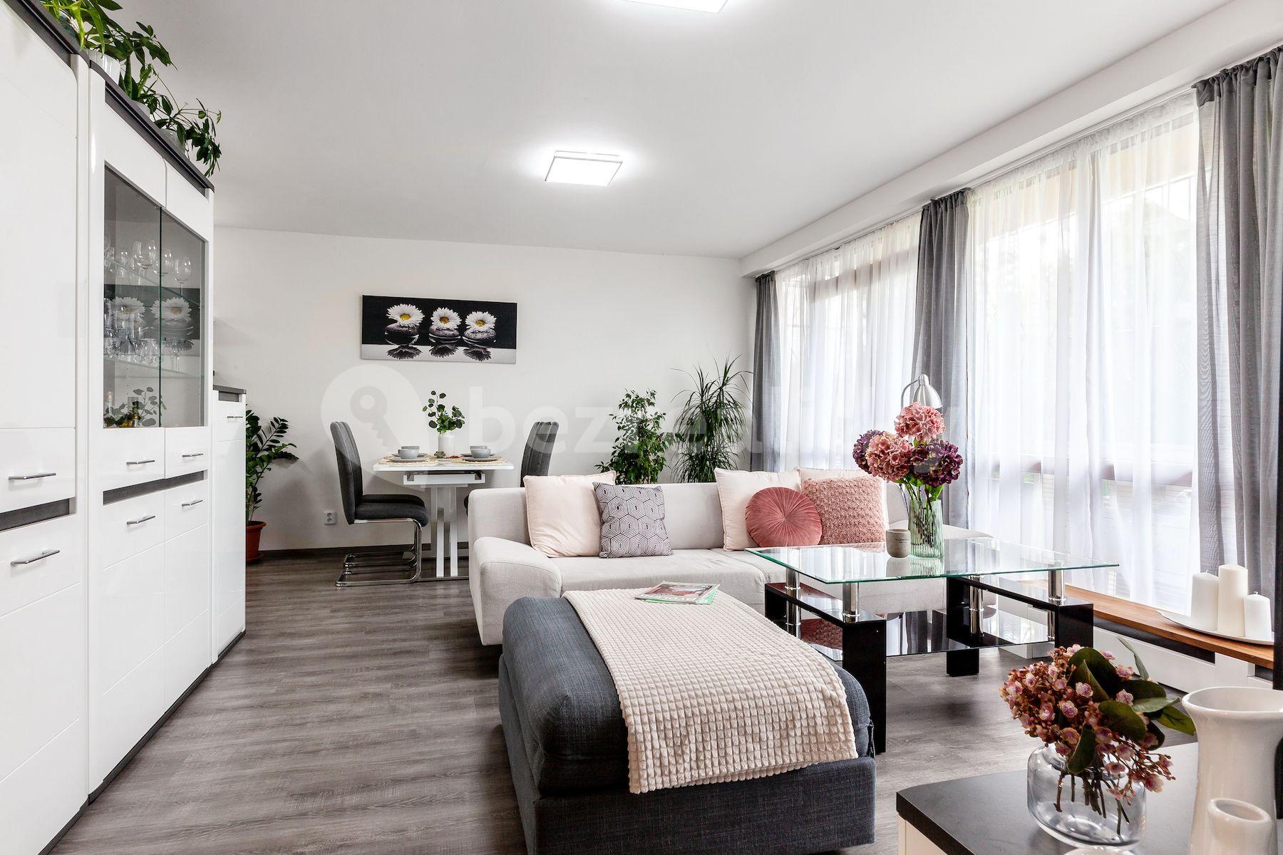 Predaj bytu 4-izbový 97 m², Zelený pruh, Praha, Praha