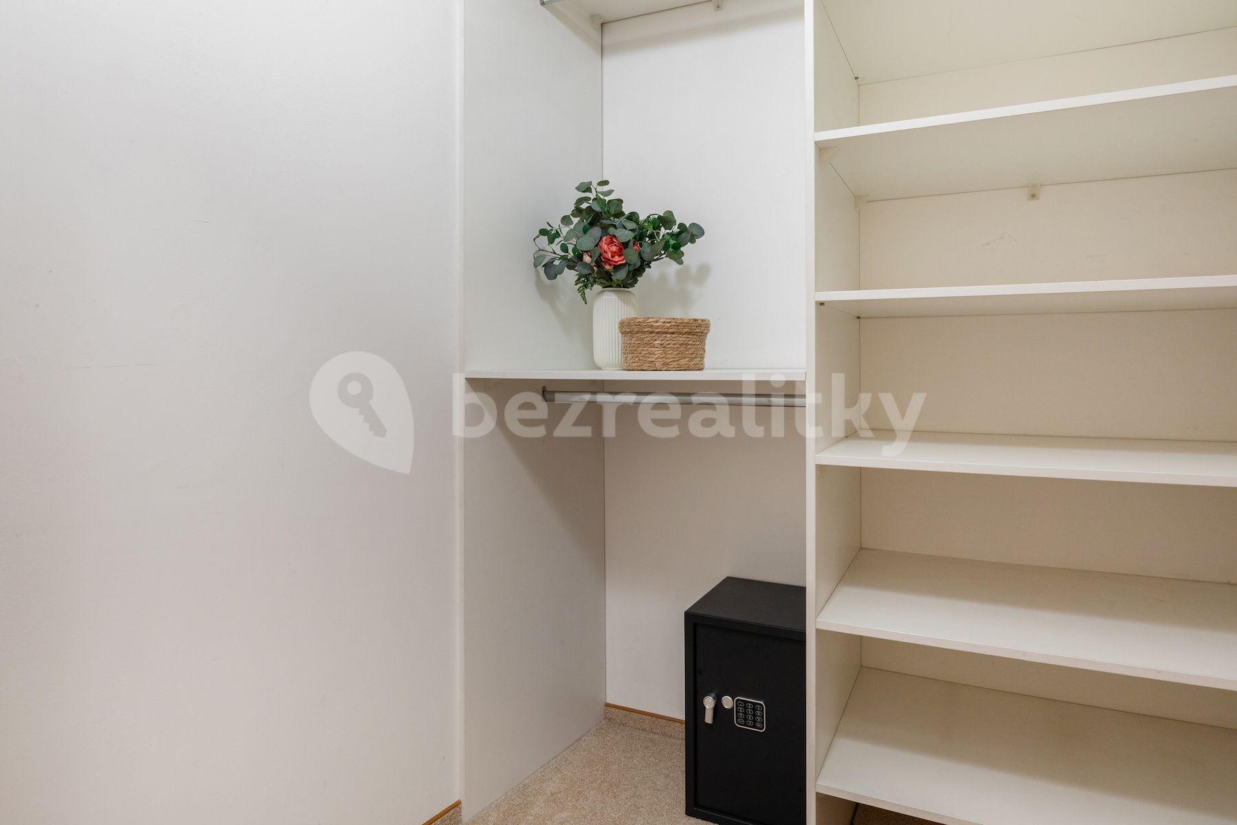 Predaj bytu 2-izbový 50 m², Poděbradská, Praha, Praha