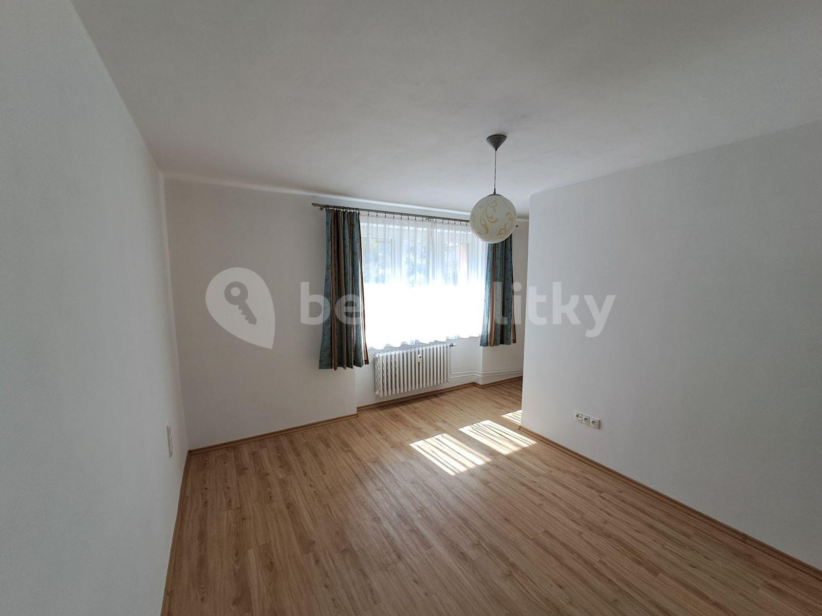 Predaj bytu 3-izbový 74 m², Příčná, Čerčany, Středočeský kraj