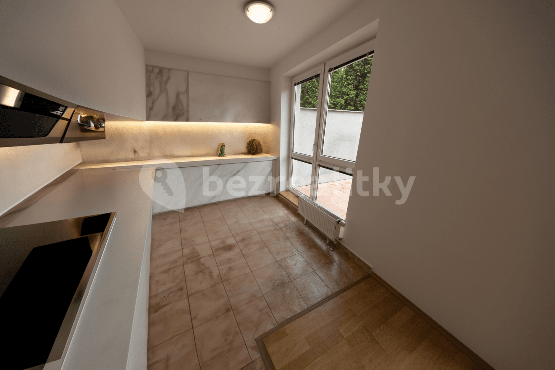 Predaj bytu 1-izbový 61 m², Vřesová, Praha, Praha