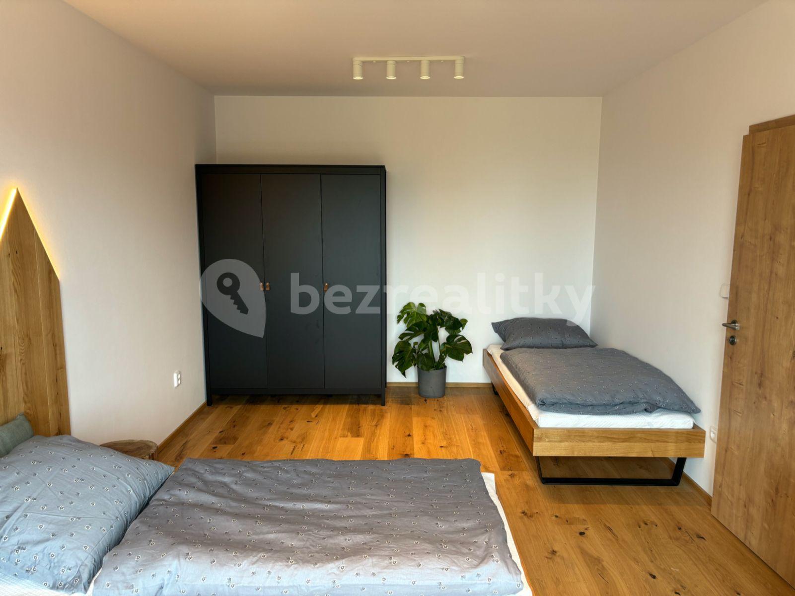 Prenájom bytu 2-izbový 54 m², Benecko, Benecko, Liberecký kraj