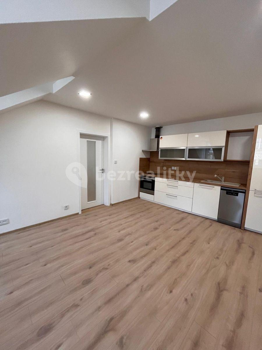 Predaj bytu 3-izbový 95 m², Moskevská, Karlovy Vary, Karlovarský kraj