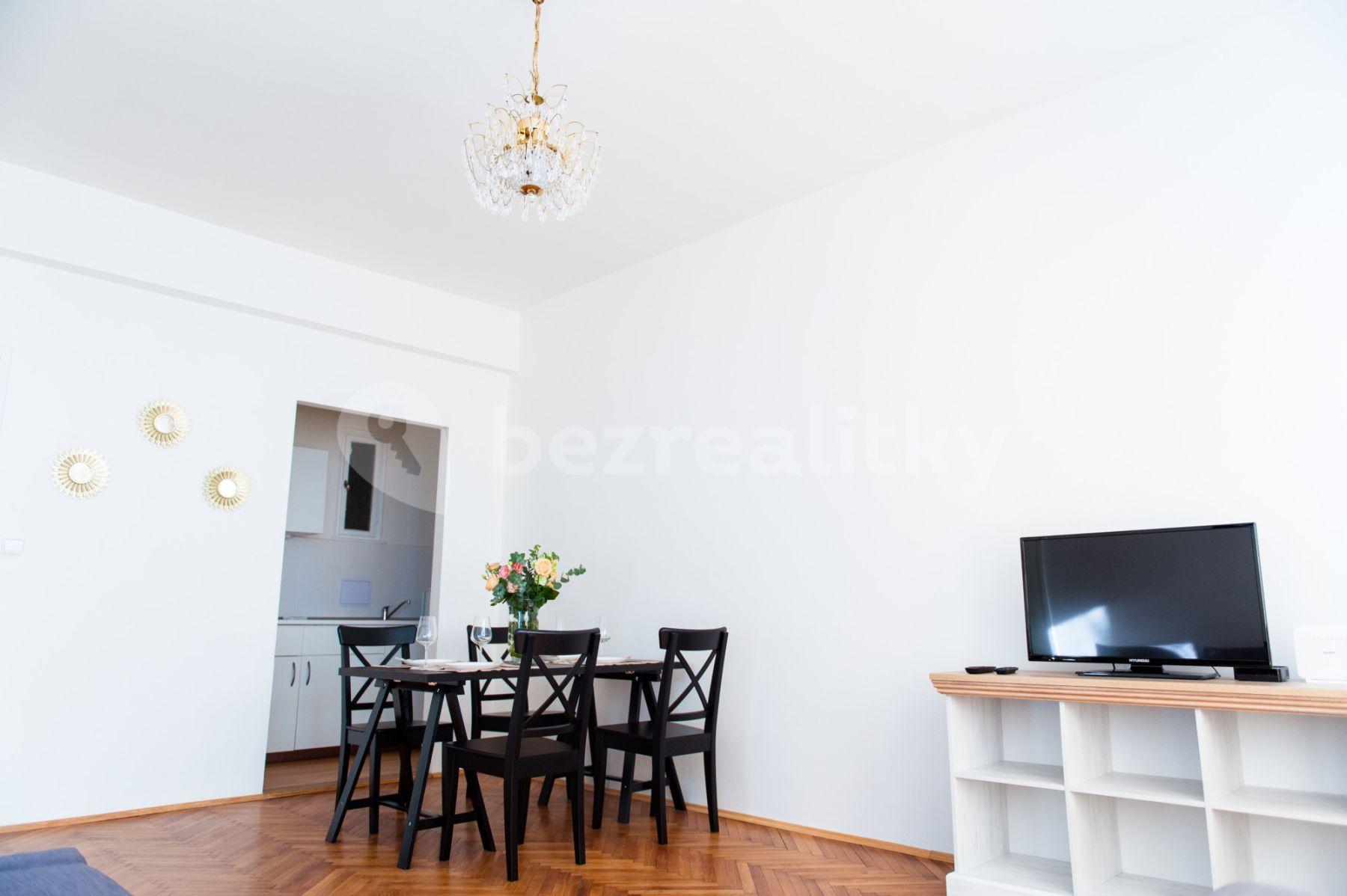 Prenájom bytu 2-izbový 63 m², Krakovská, Praha, Praha