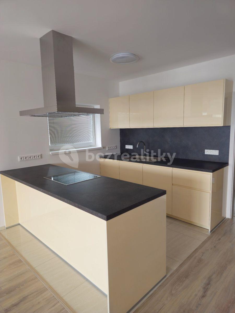 Predaj domu 177 m², pozemek 850 m², K Vodojemu, Divišov, Středočeský kraj