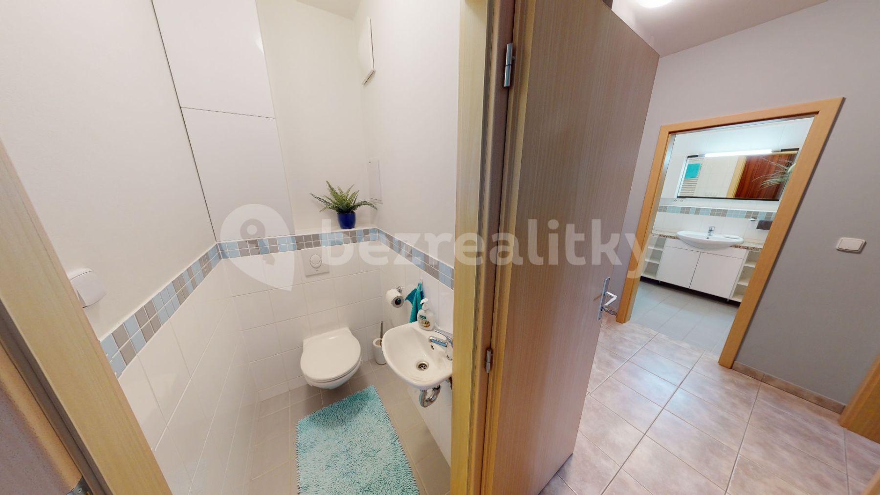 Predaj bytu 3-izbový 92 m², Lipovská, Praha, Praha