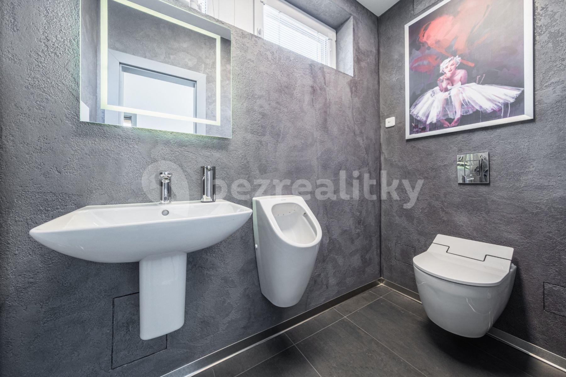 Predaj domu 200 m², pozemek 869 m², Lišická, Praha, Praha