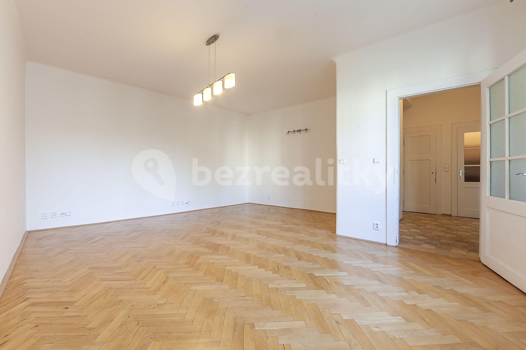 Predaj bytu 2-izbový 62 m², Železničářů, Praha, Praha