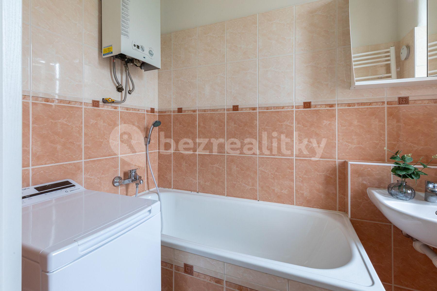 Predaj bytu 2-izbový 62 m², Železničářů, Praha, Praha