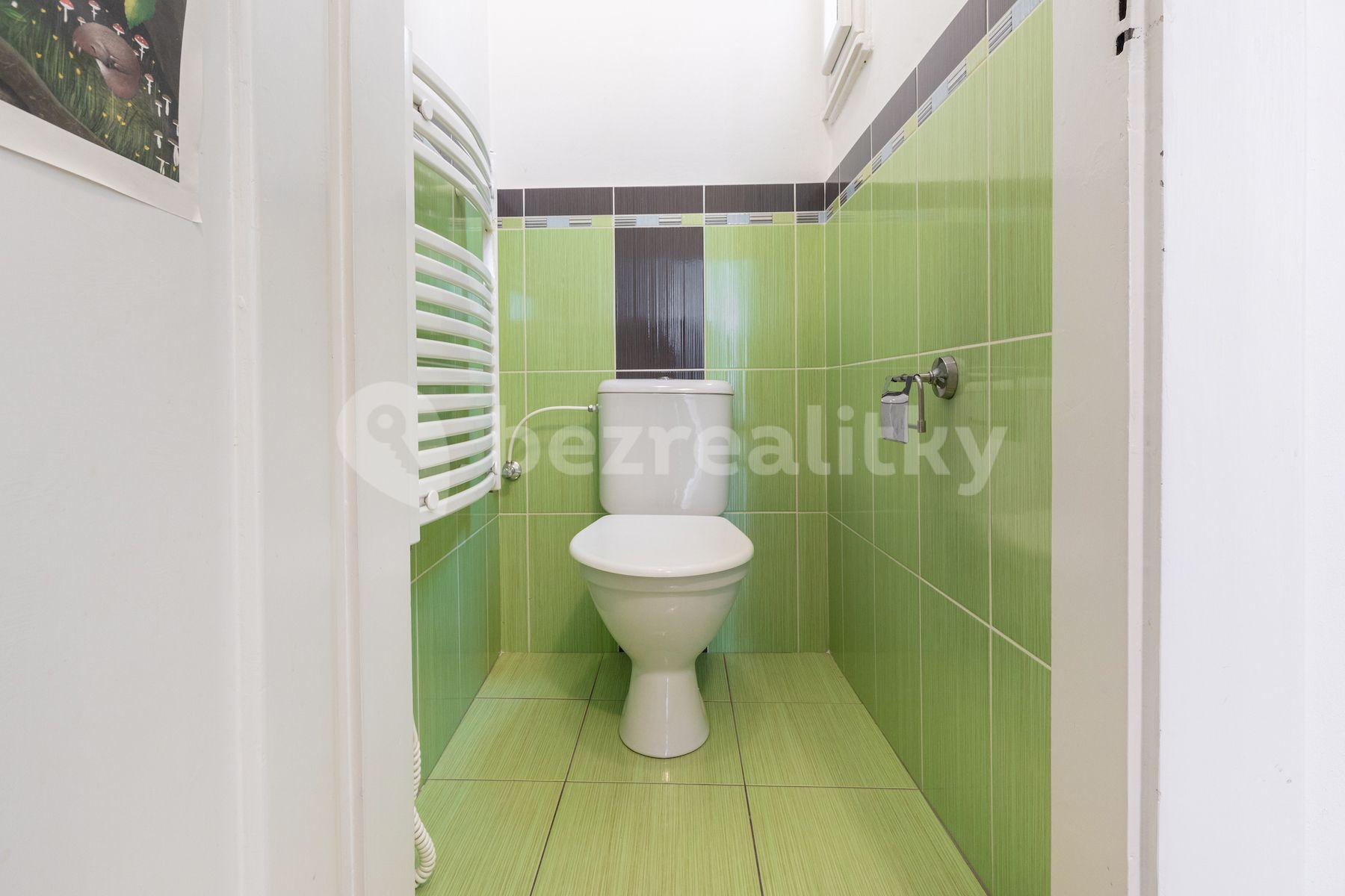 Predaj bytu 2-izbový 62 m², Železničářů, Praha, Praha