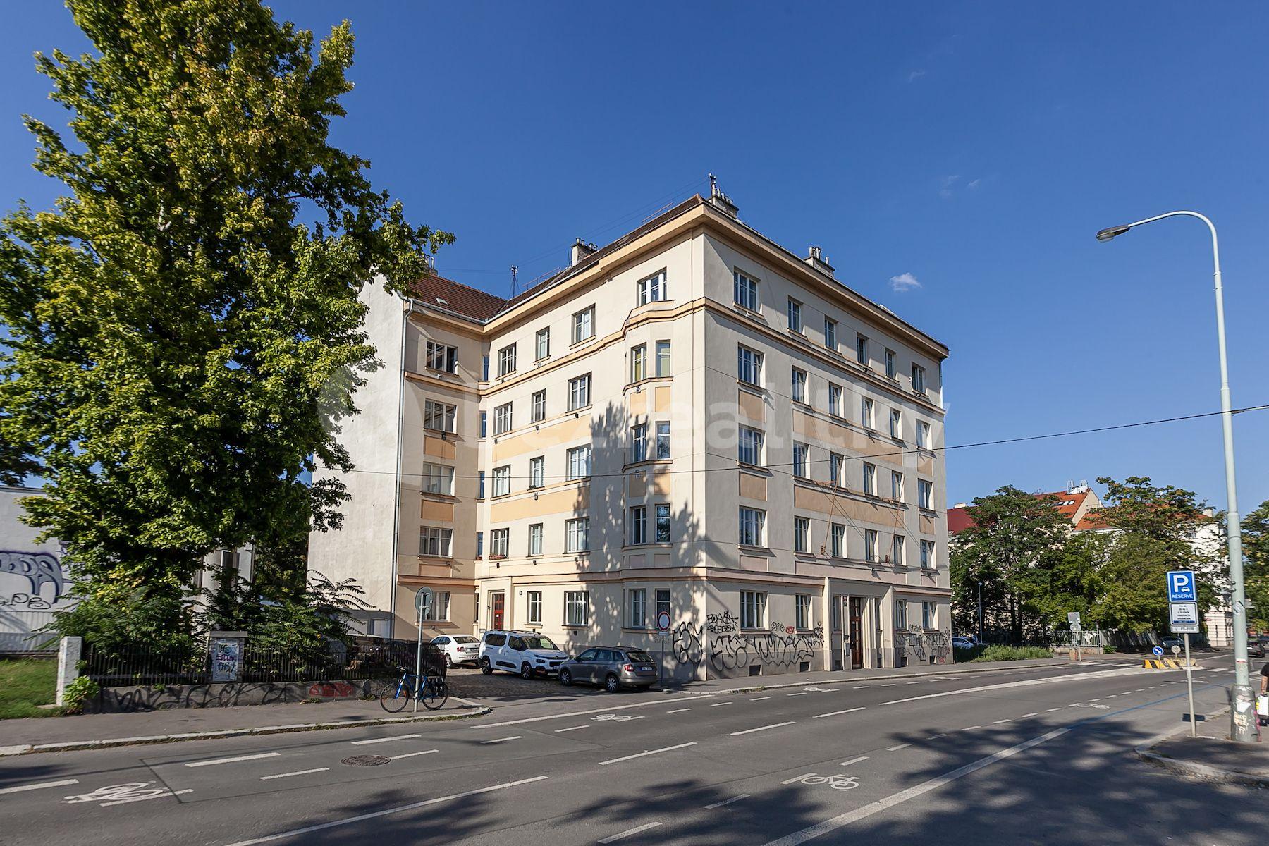 Predaj bytu 2-izbový 62 m², Železničářů, Praha, Praha