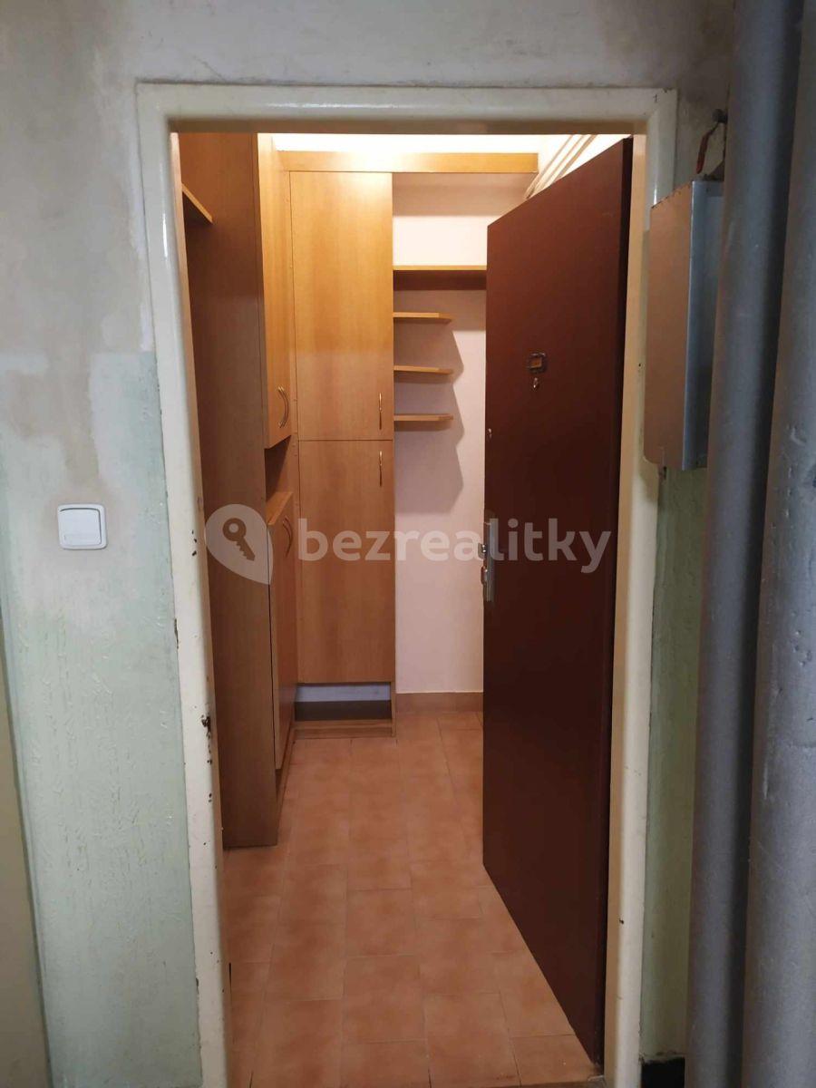 Predaj bytu 3-izbový 69 m², Amurská, Praha, Praha